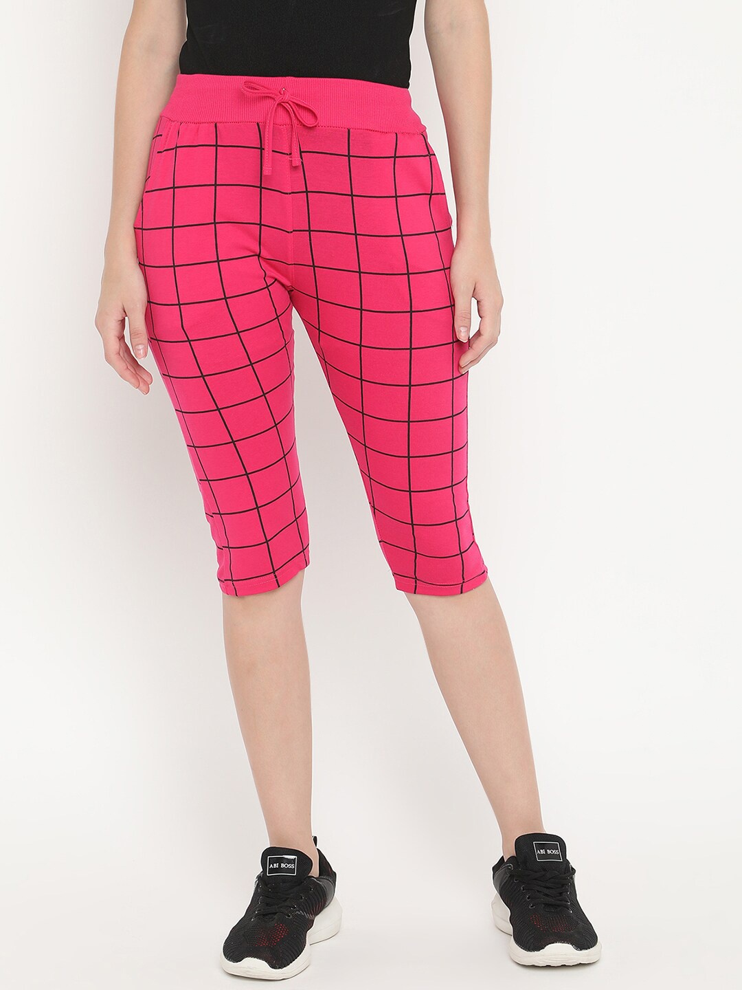 

V2 Value & Variety Women Pink & Black Checked Capris