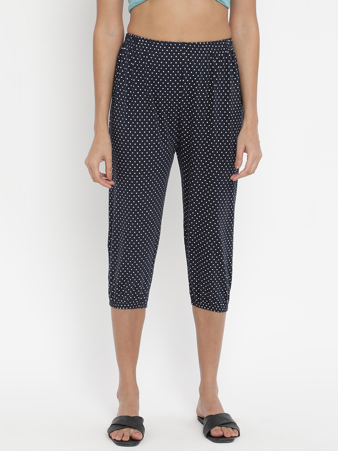 

V2 Value & Variety Women Navy Blue & White Printed Capris