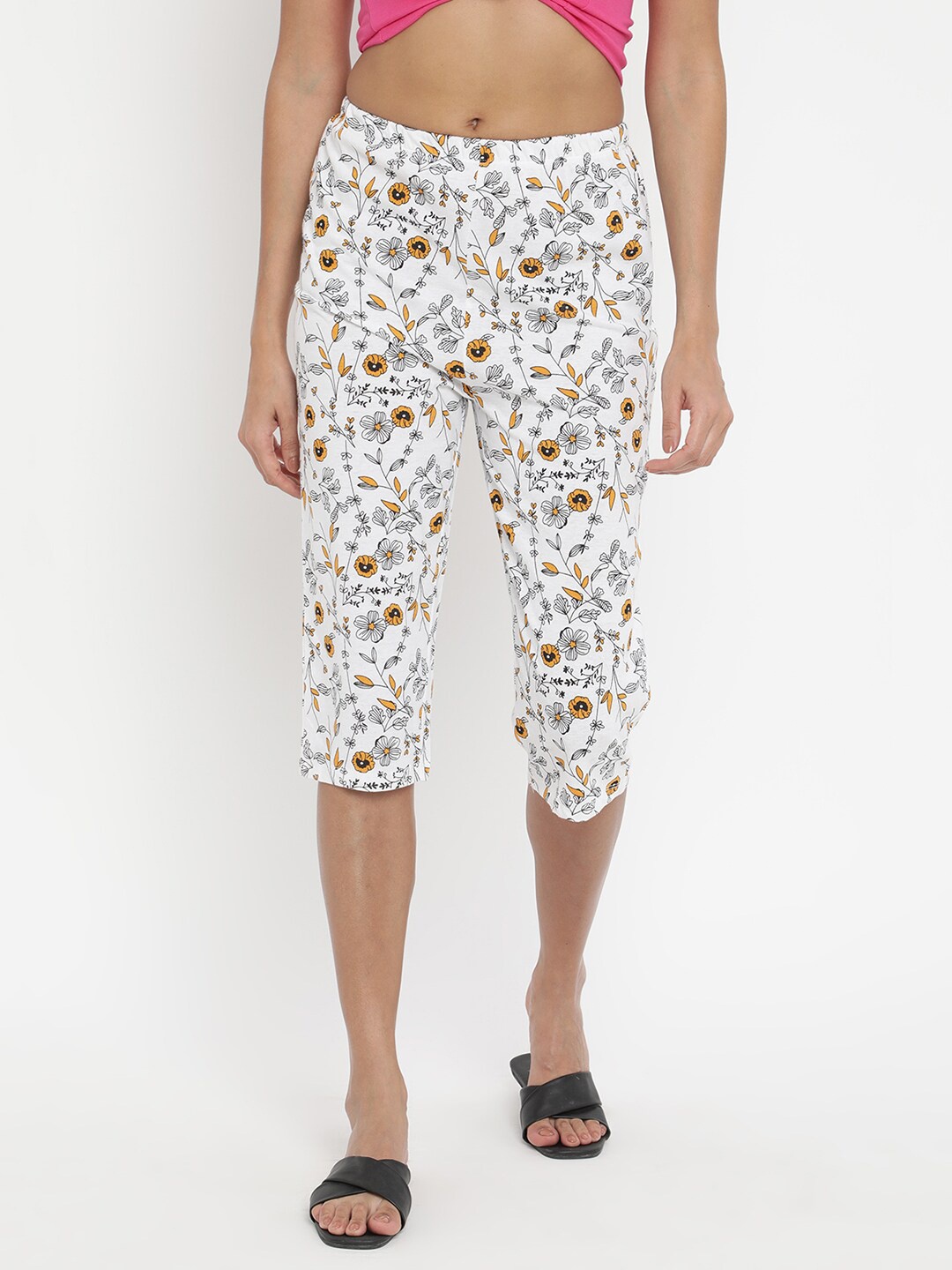 

V2 Value & Variety Women White Printed Capri