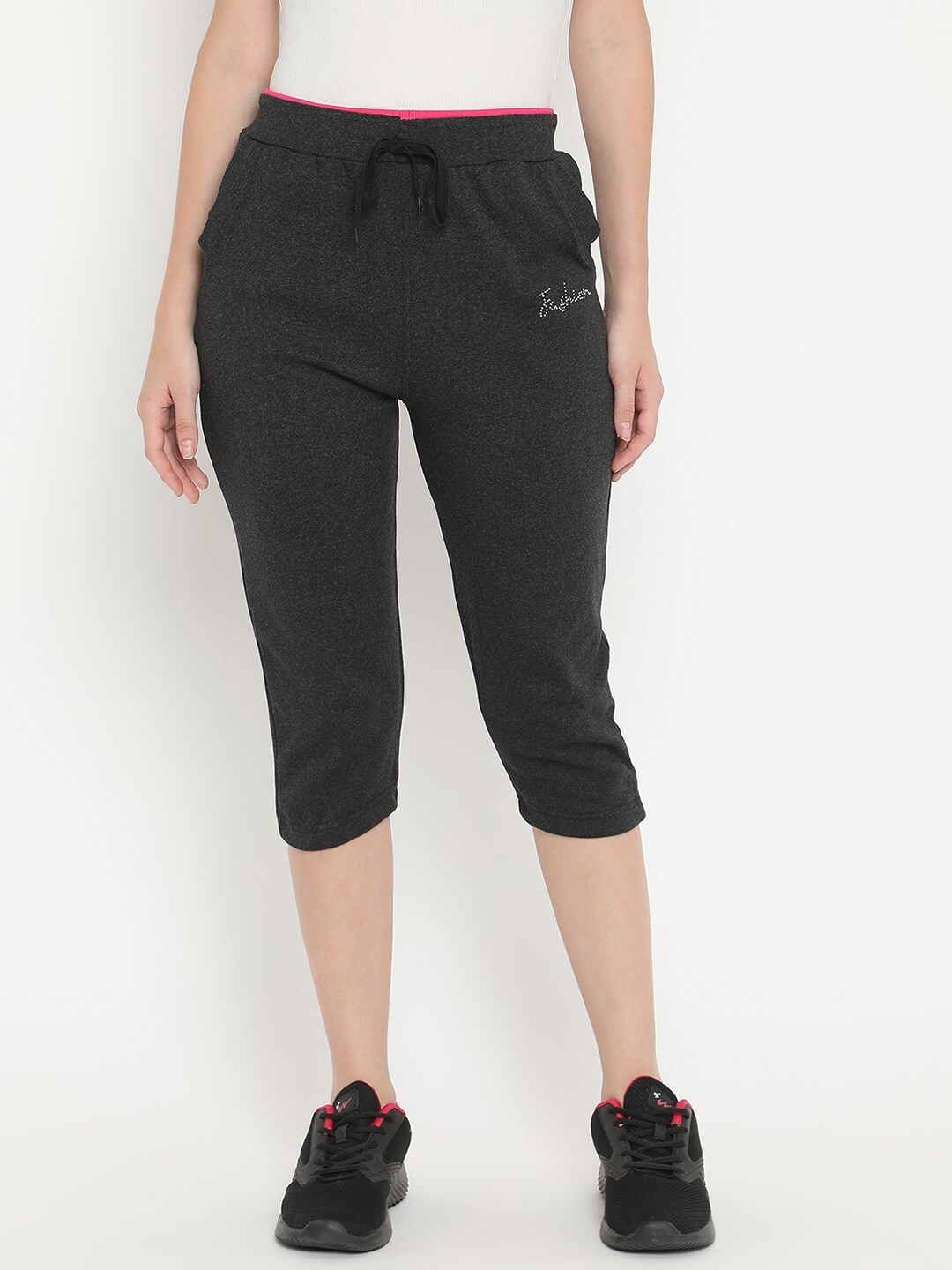 

V2 Value & Variety Women Grey Melange Capris