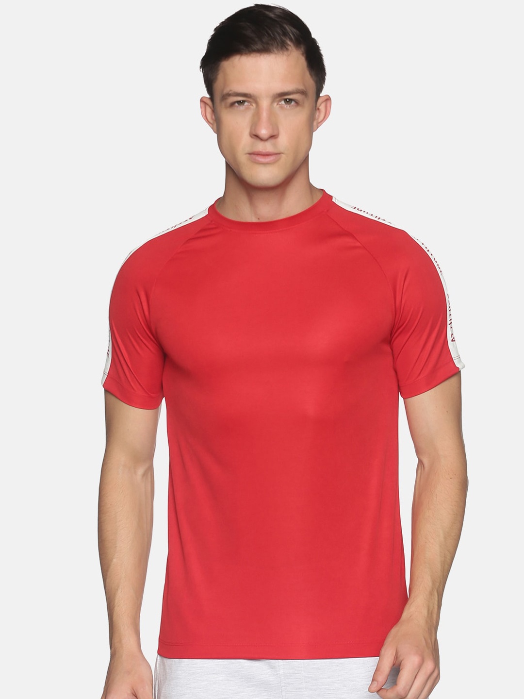 

ATTIITUDE Men Red Dry Fit Slim Fit T-shirt