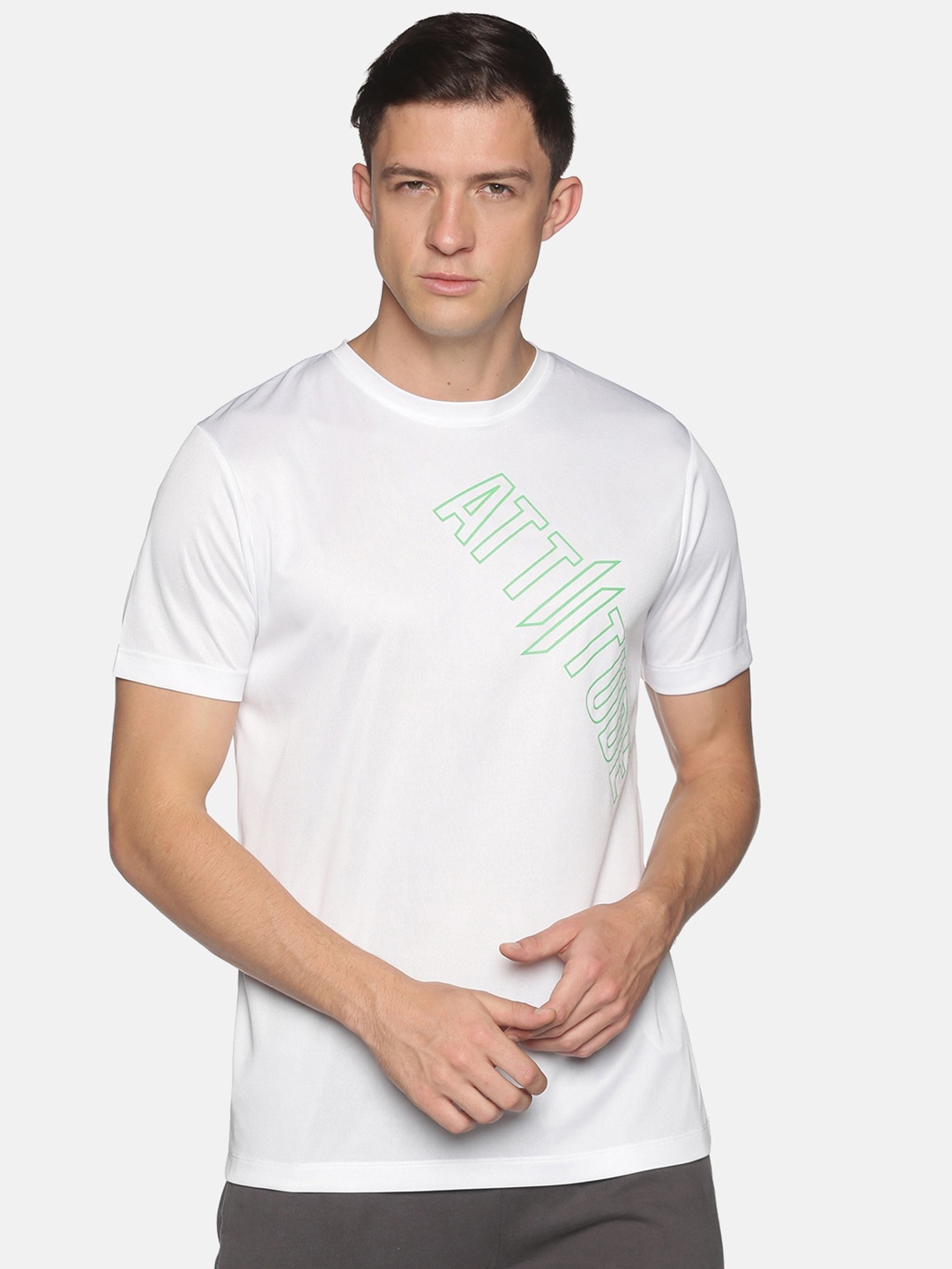 

ATTIITUDE Men White & Green Typography Printed Slim Fit T-shirt