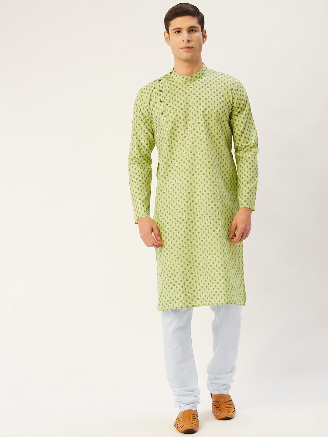 

Jompers Men Green & White Ethnic Motifs Printed Angrakha Kurta with Churidar