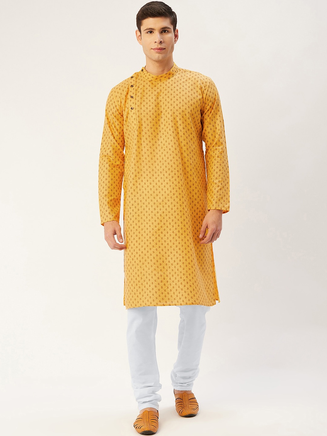

Jompers Men Mustard Yellow Printed Kurta with Churidar