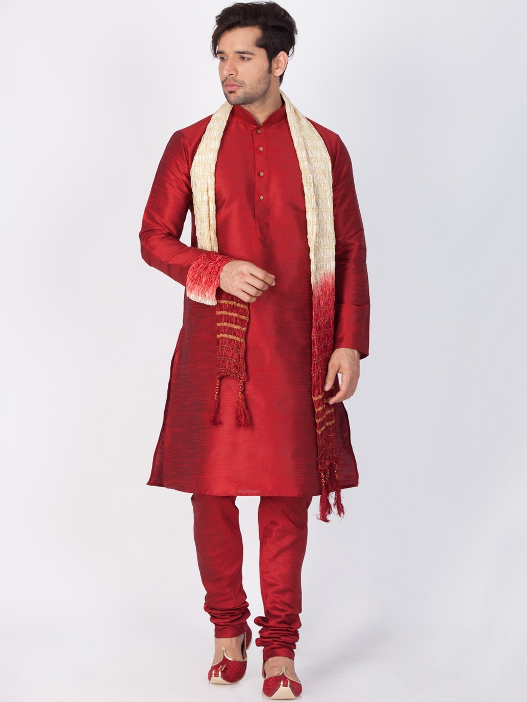 

VASTRAMAY Men Maroon Kurta with Churidar & With Dupatta