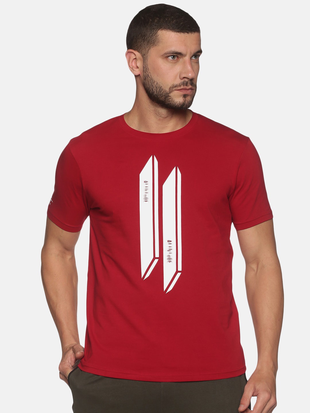 

ATTIITUDE Men Maroon Printed Regular Fit ClimaCool Slim Fit T-shirt