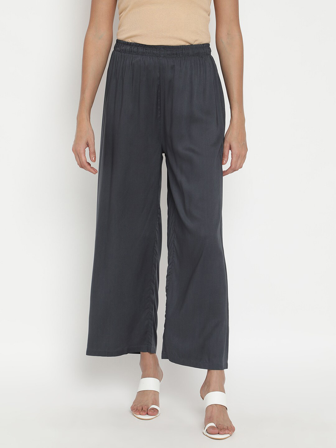 

V2 Value & Variety Women Grey Solid Straight Fit Palazzo