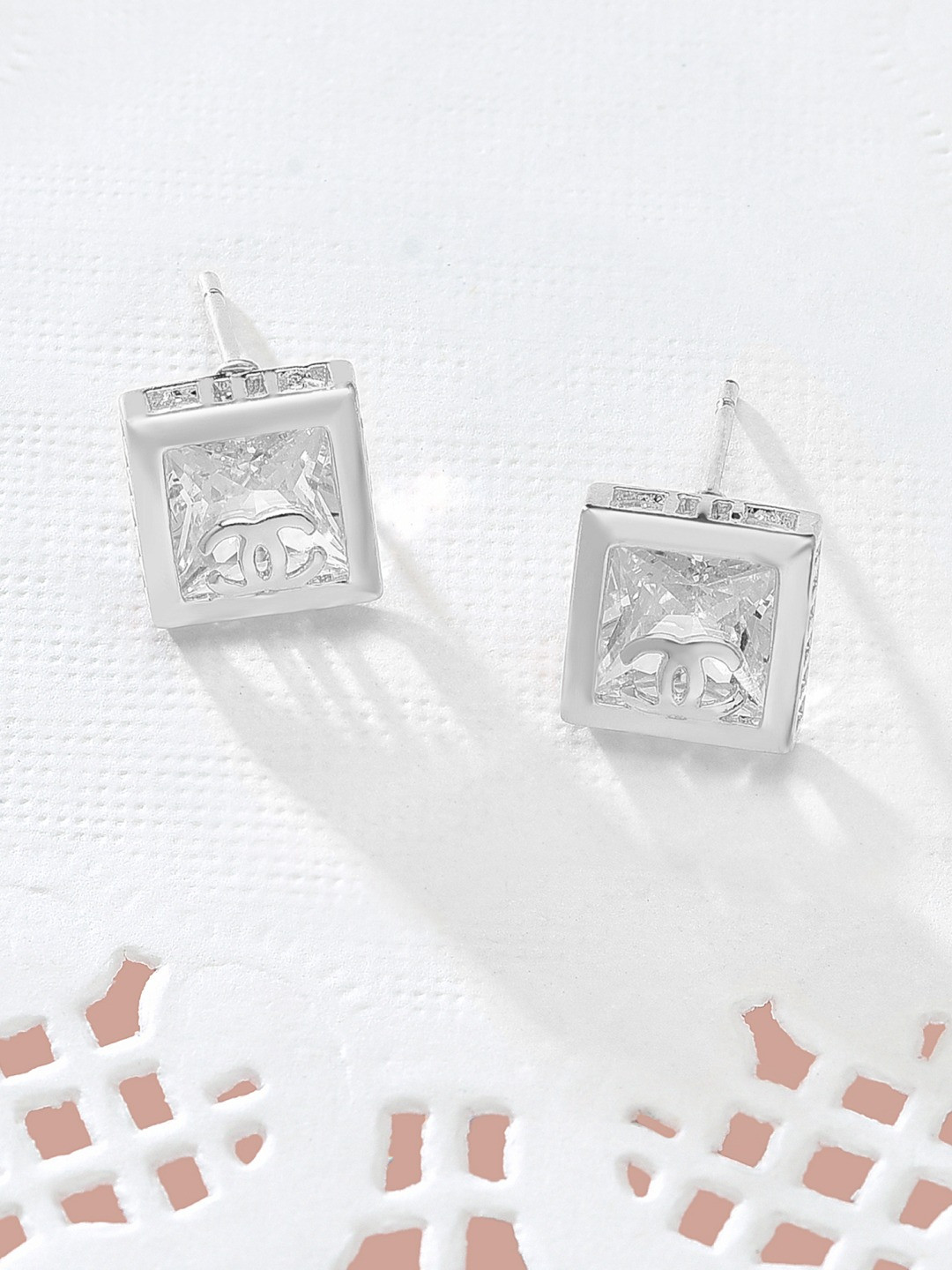 

AMI Silver-Plated Cubic Zirconia-Studded Square Studs Earrings