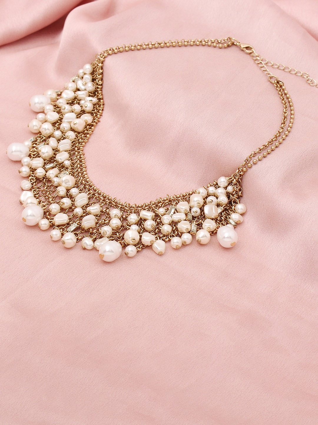 

Lilly & sparkle Gold-Toned & White Lilly & Sparkle Necklace