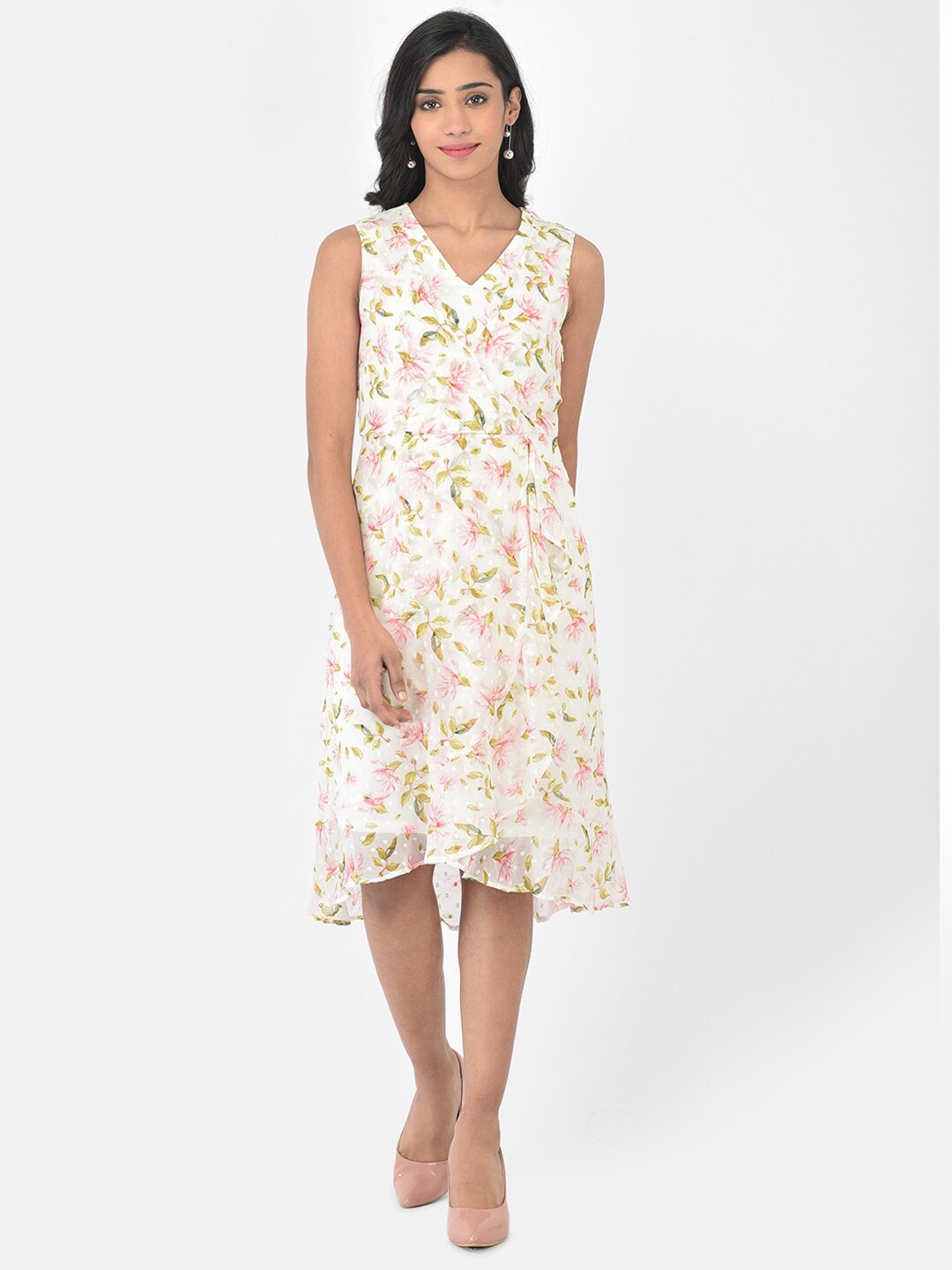 

Latin Quarters White Floral A-Line Dress