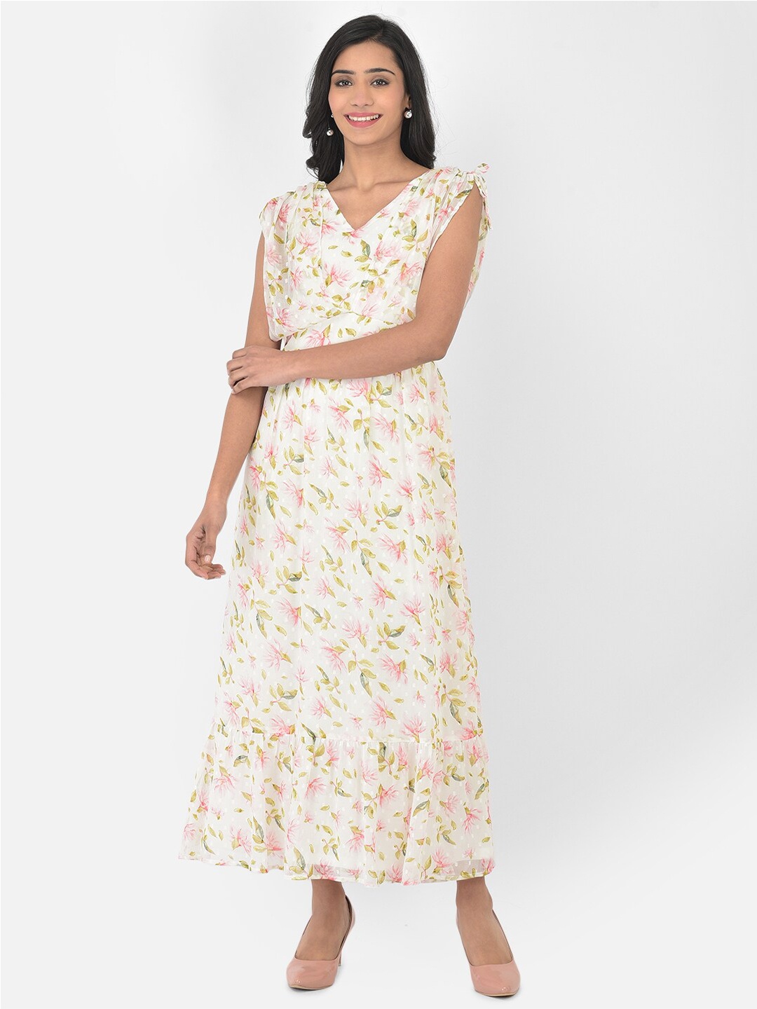 

Latin Quarters White Floral Printed Maxi Dress