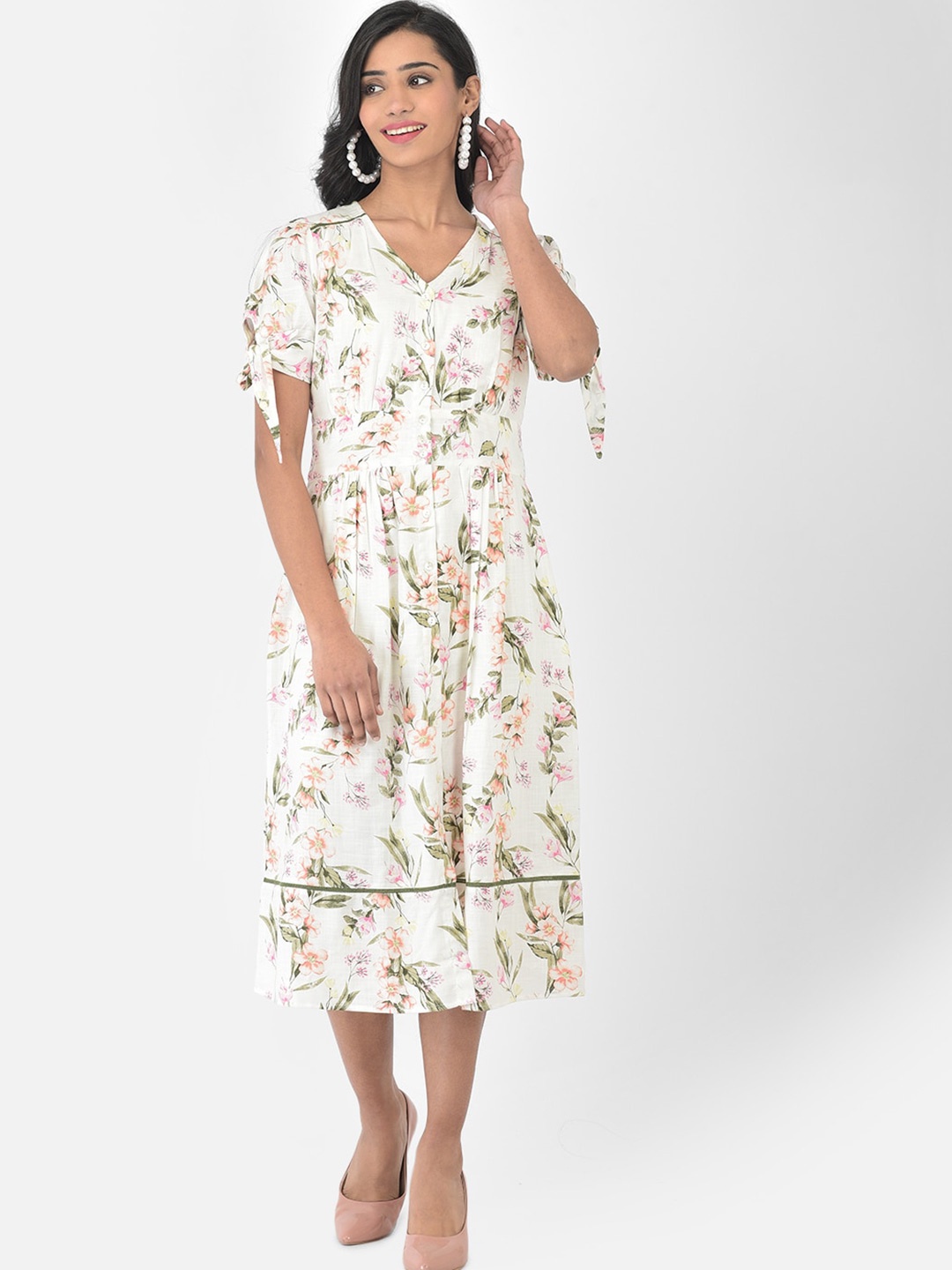 

Latin Quarters Women White Floral Midi Dress