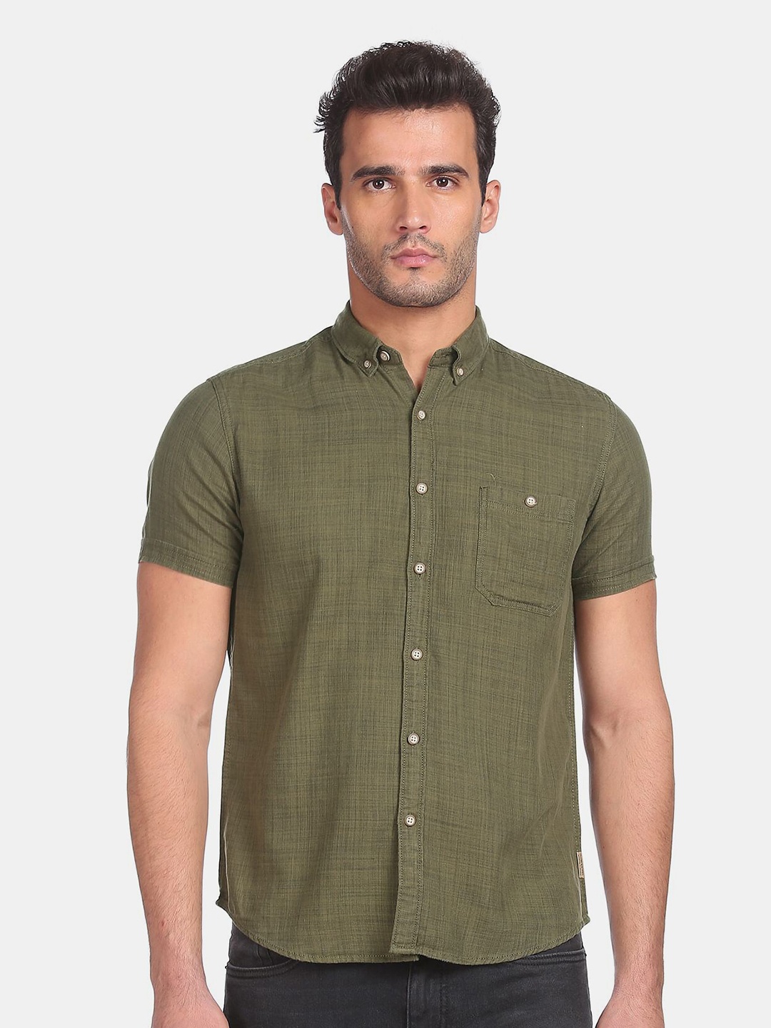 

Flying Machine Men Olive Green Solid Regular Fit Casual Shirt