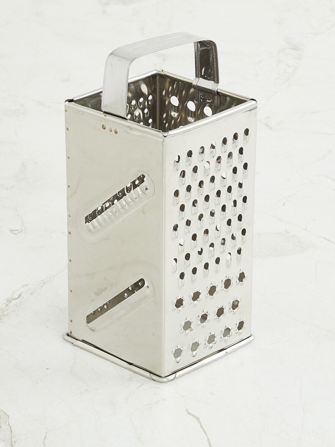 

Home Centre Silver-Toned Textured Stainless Steel Four Sided Grater