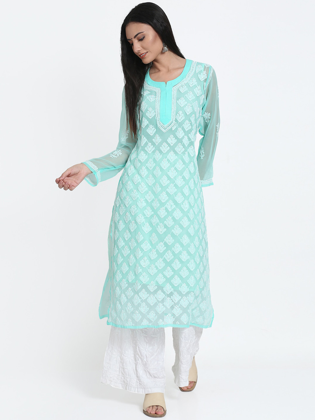 

PARAMOUNT CHIKAN Women Green Ethnic Motifs Embroidered Chikankari Georgette Kurta