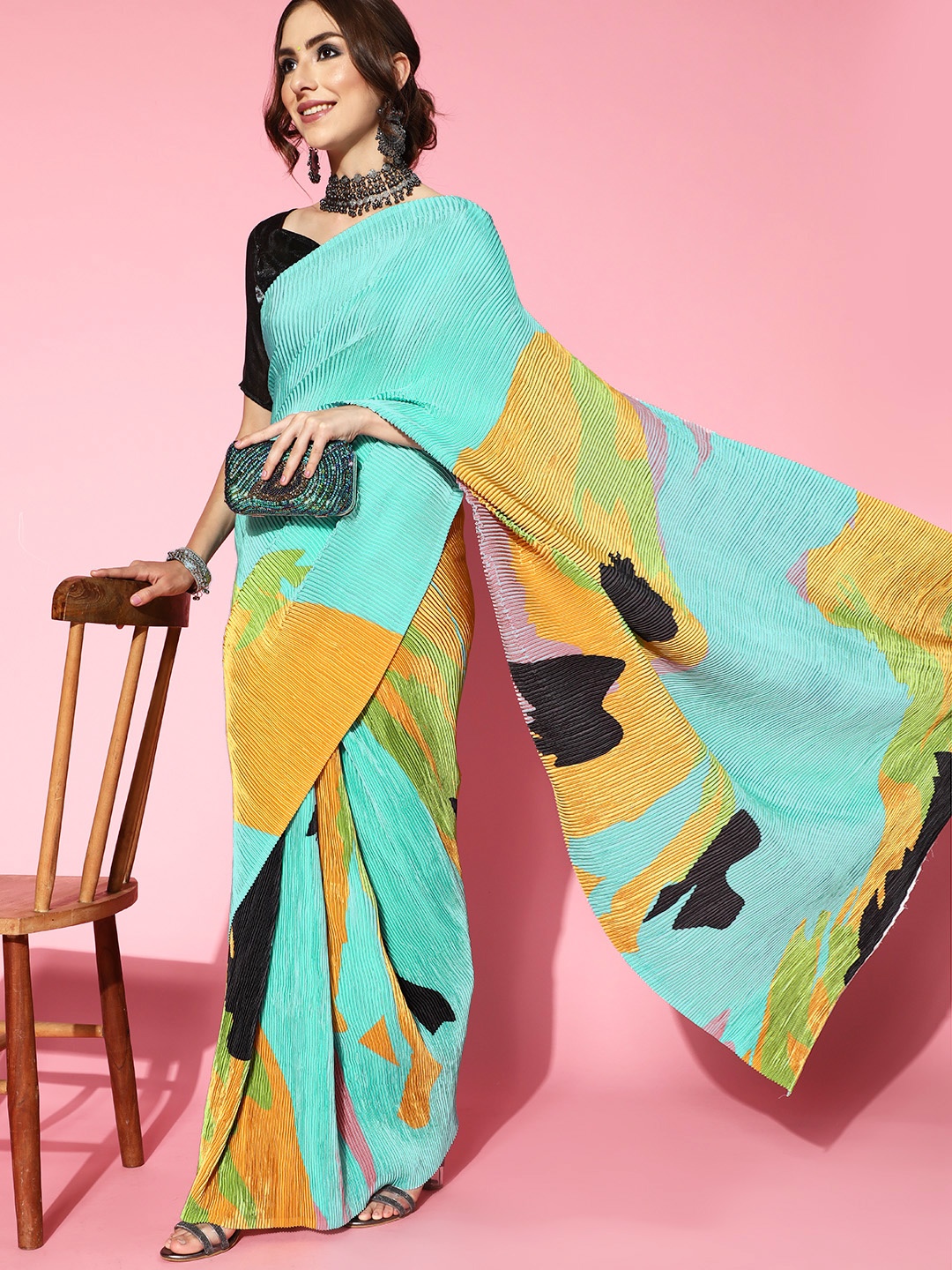 

Mitera Tie and Dye Pleated Saree, Turquoise blue