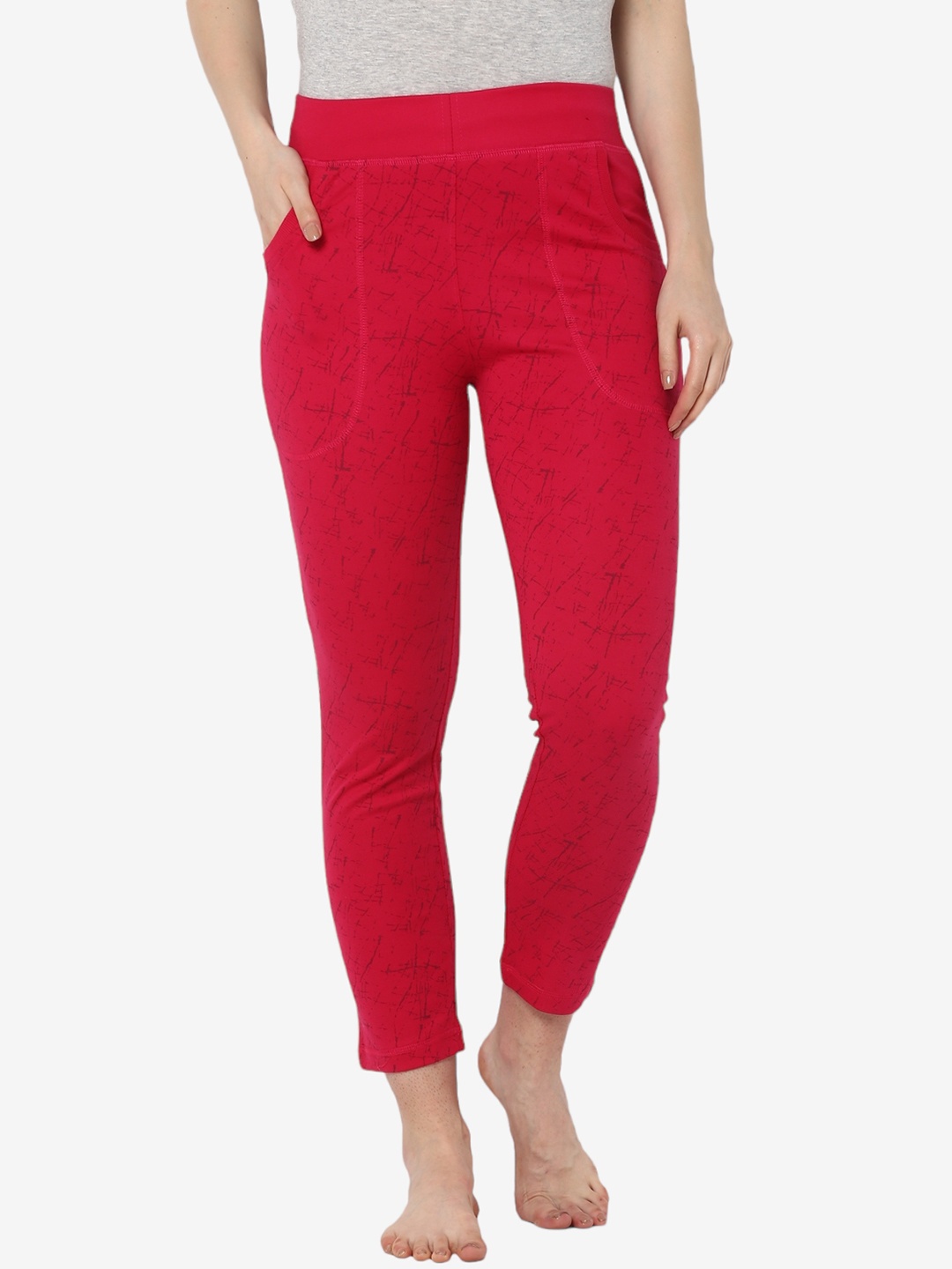 

Alan Jones Women Pink Printed Cotton Lounge Pants