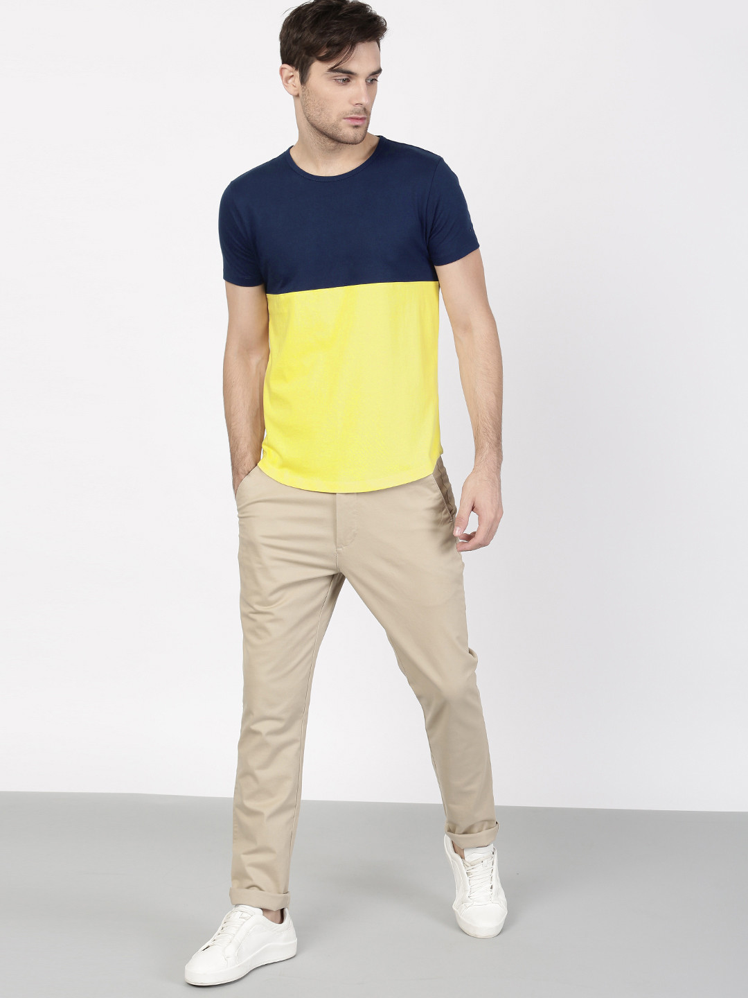 

ether Men Navy Blue Yellow Colourblocked Round Neck Pure Cotton T-shirt