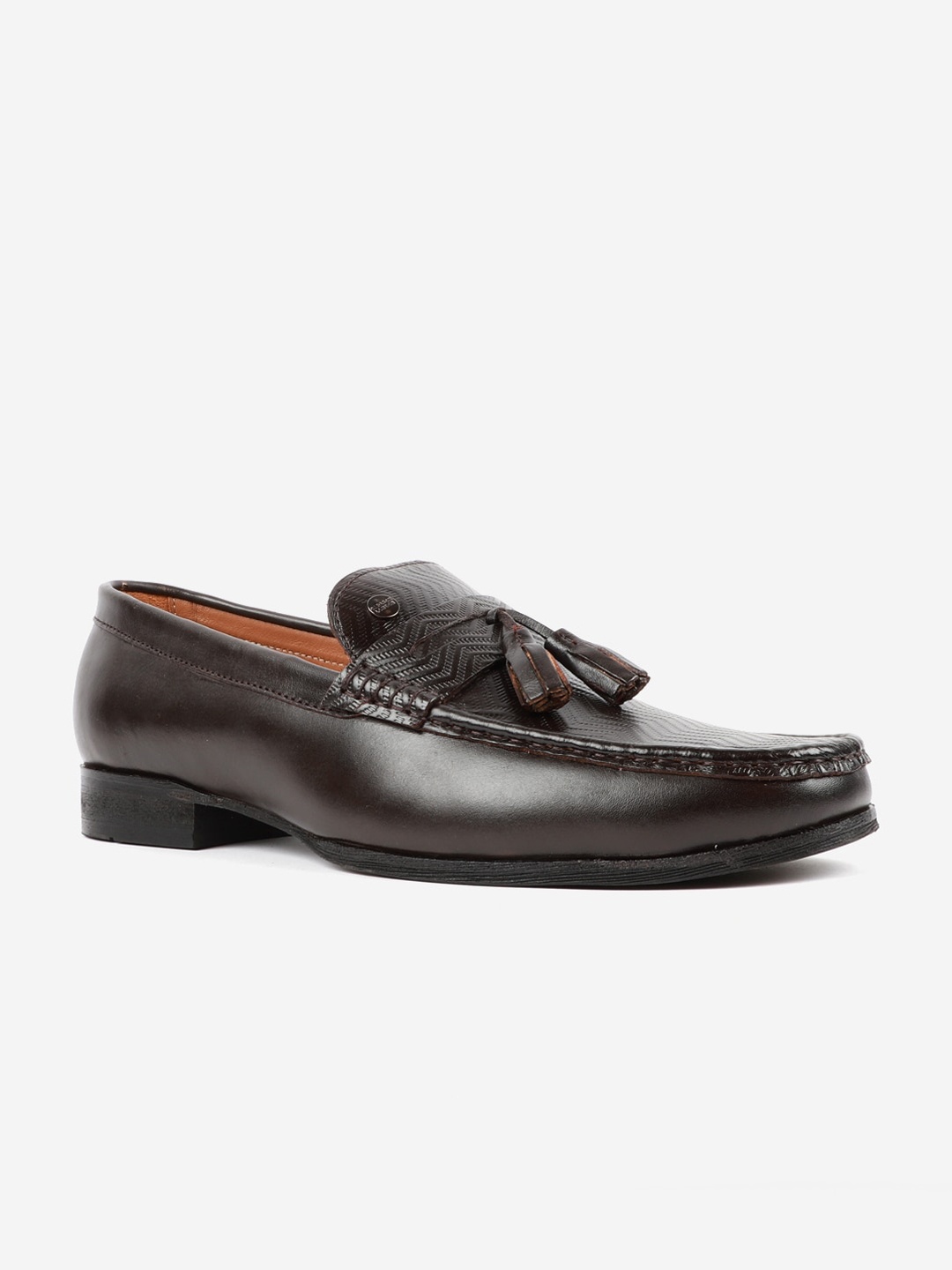 

Carlton London Men Brown Textured Leather Lightweight Loafers