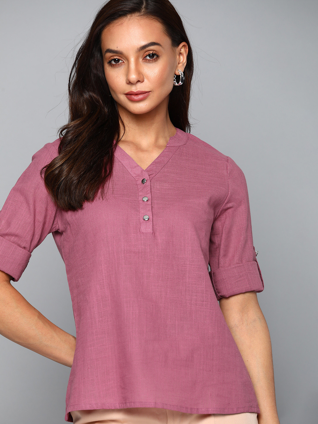 

Chemistry Pink Pure Cotton Mandarin Collar Roll-Up Sleeves Top