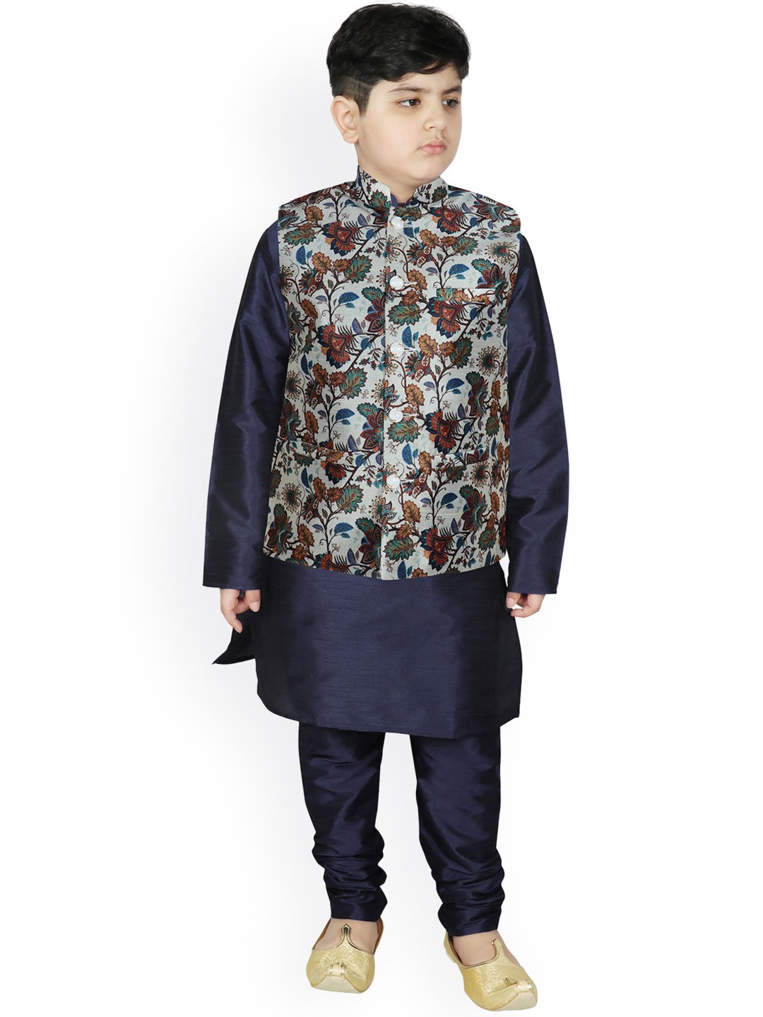 

SG YUVRAJ Boys Navy Blue Raw Silk Kurta with Churidar