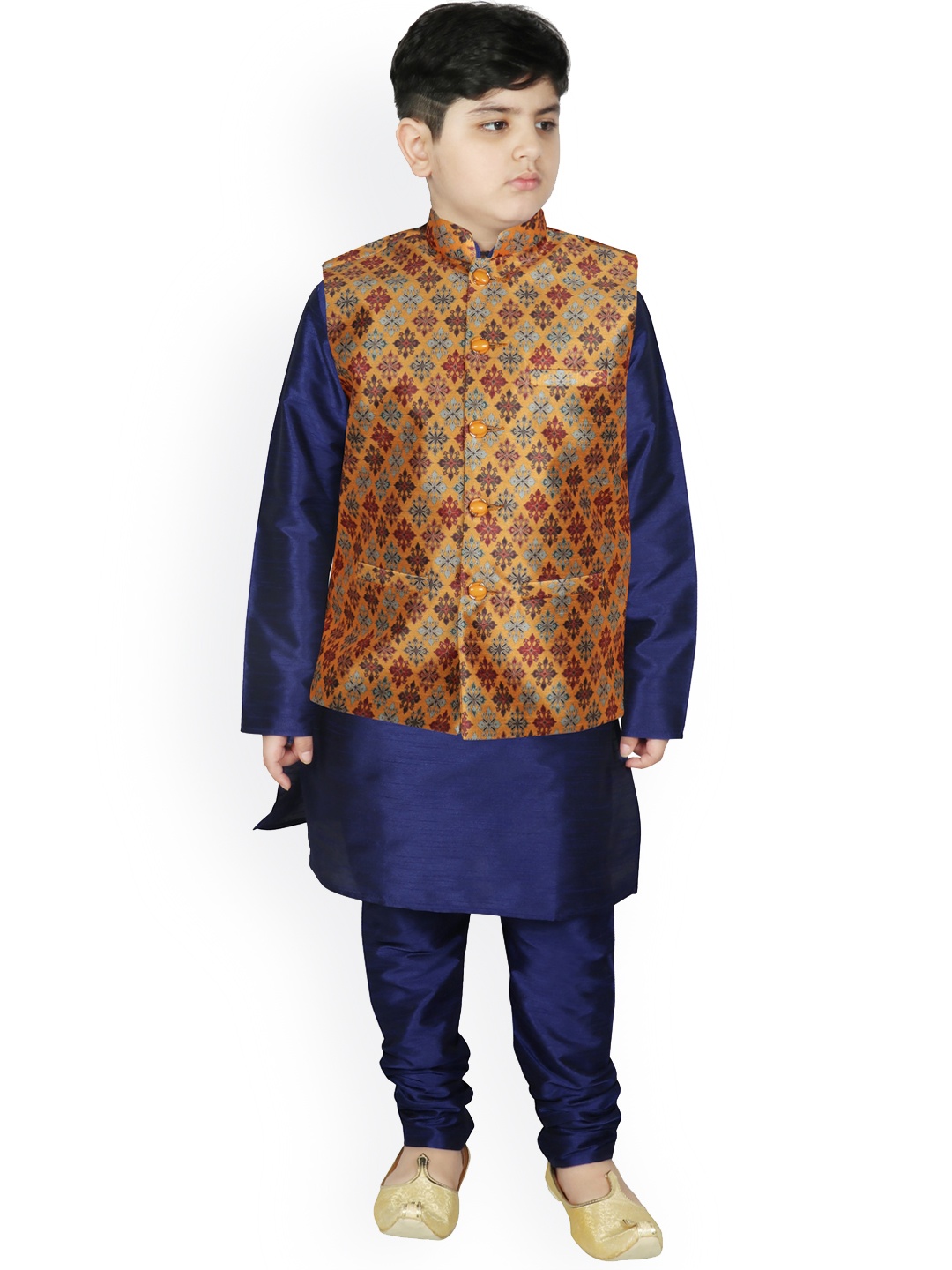 

SG YUVRAJ Boys Blue Layered Raw Silk Kurta with Churidar