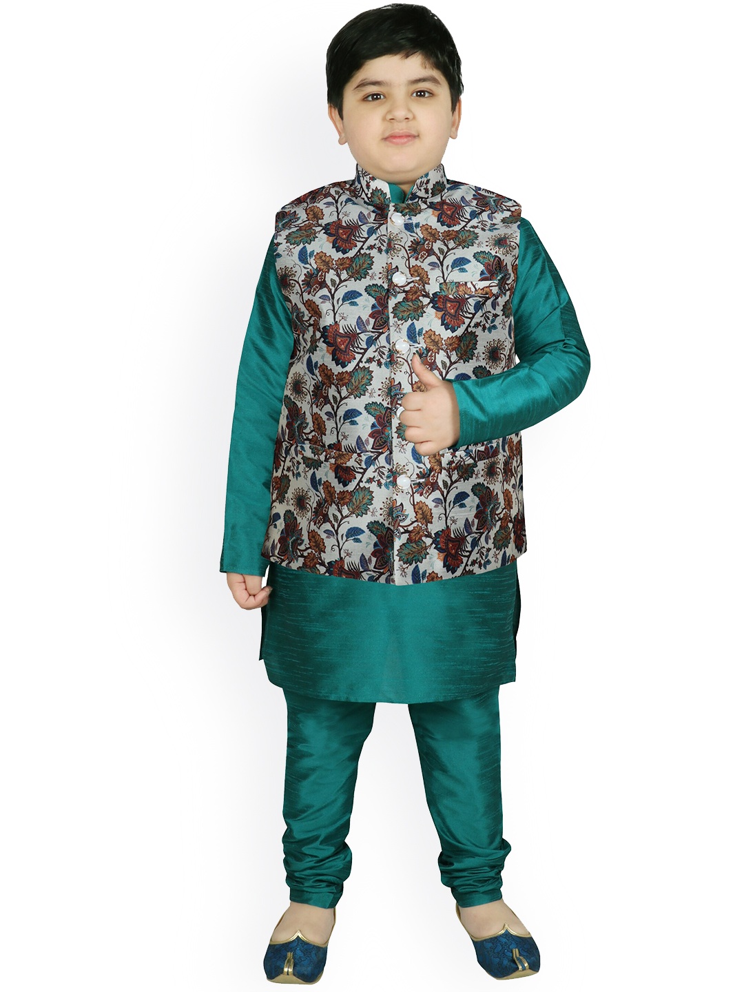 

SG YUVRAJ Boys Green Printed Layered Raw Silk Kurta with Churidar