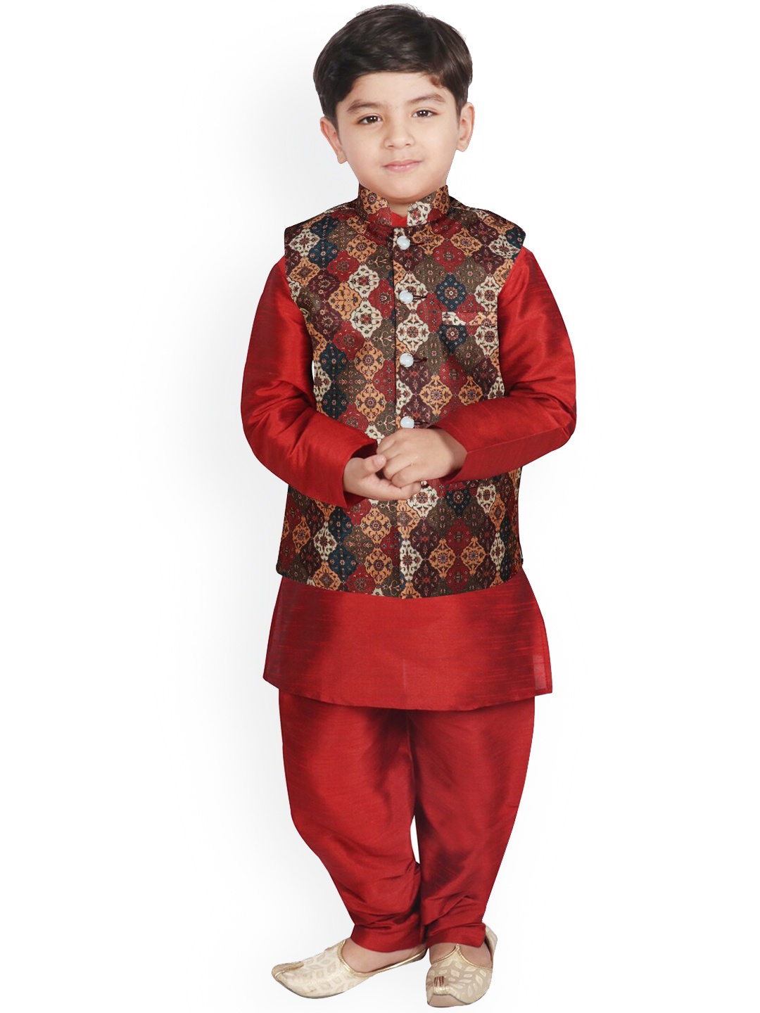 

SG YUVRAJ Boys Maroon Raw Silk Kurta with Salwar