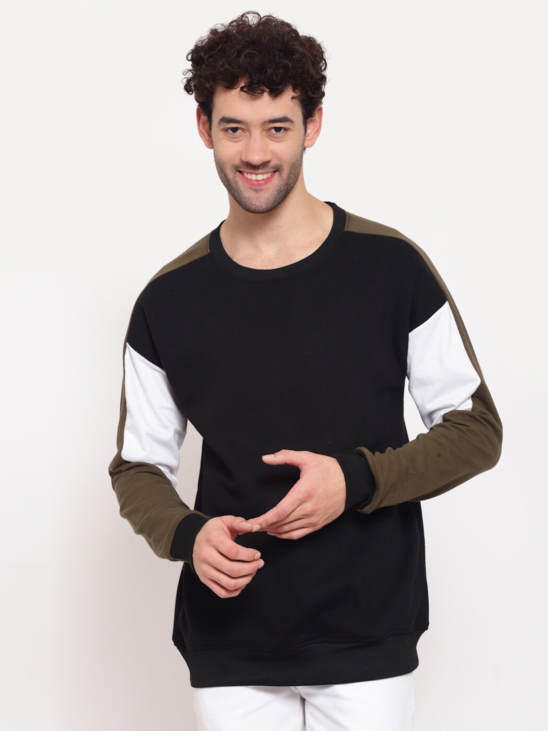 

PAUSE SPORT Men Black & Olive Green Colourblocked Antimicrobial Cotton Sweatshirt