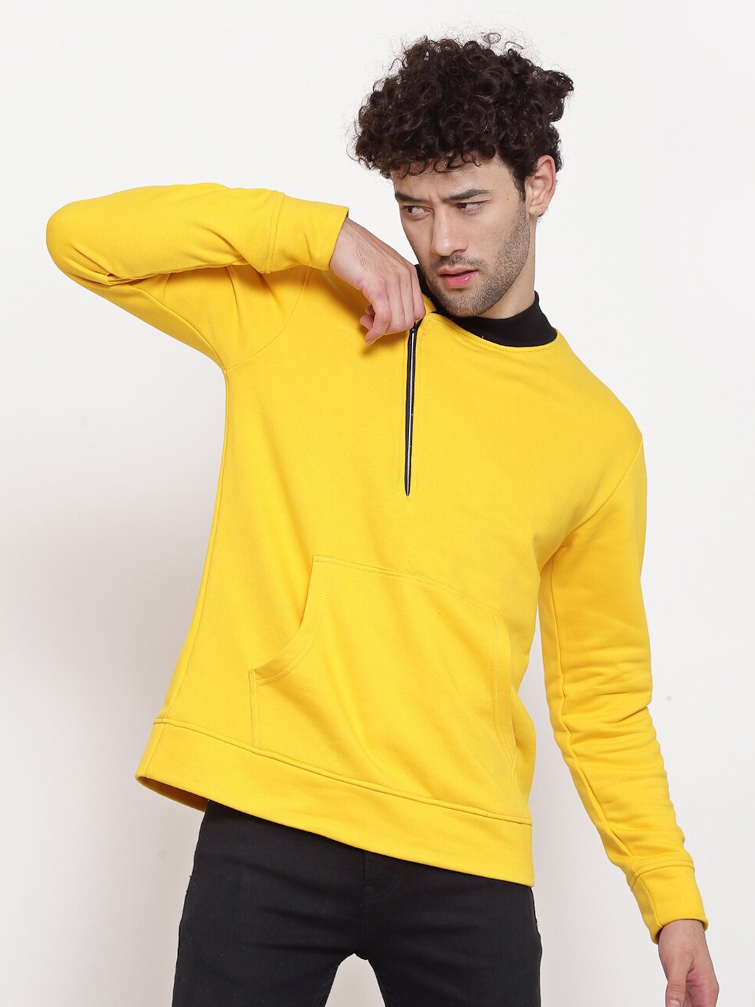 

PAUSE SPORT Men Yellow & Black Colourblocked Cotton Sweatshirt