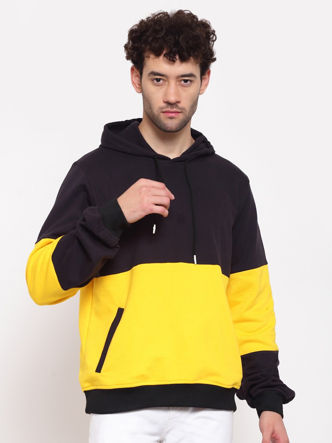 

PAUSE SPORT Men Black Colourblocked Cotton Hooded Sweatshirt