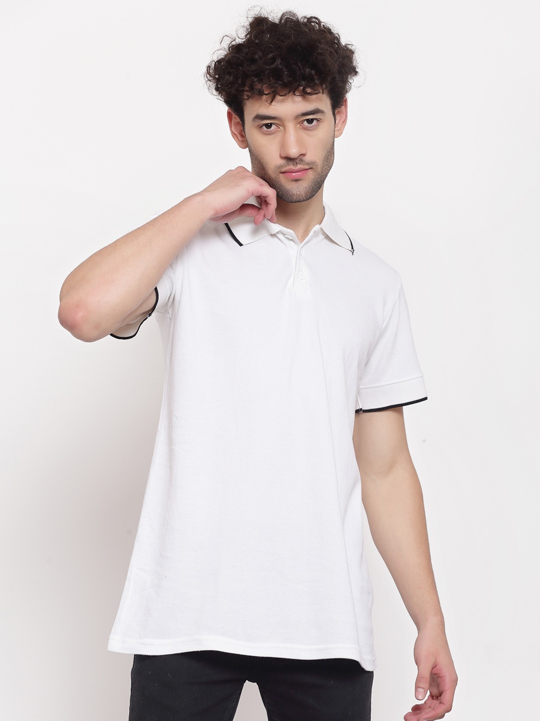 

PAUSE SPORT Men White Polo Collar Antimicrobial Slim Fit Outdoor T-shirt