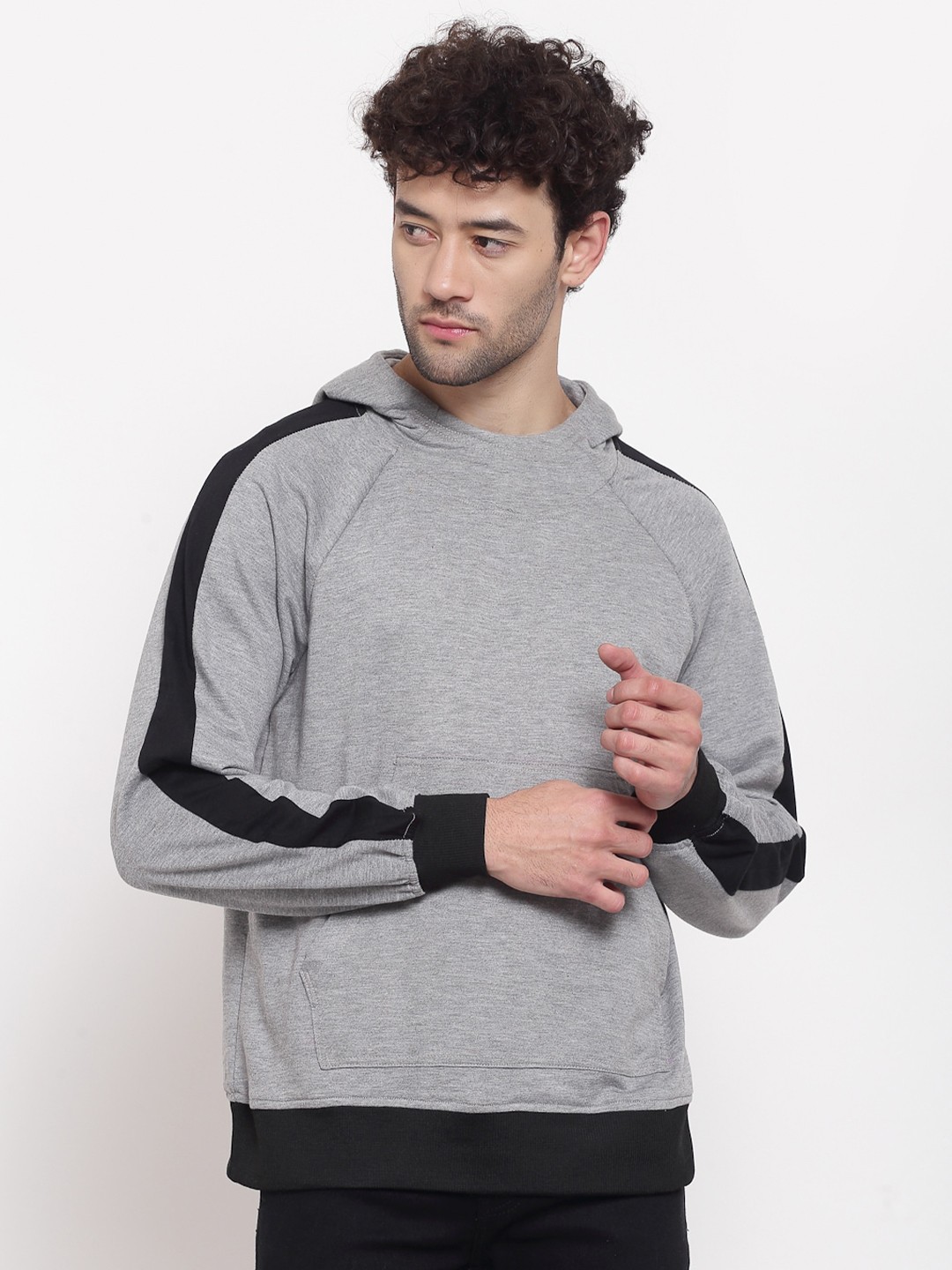 

PAUSE SPORT Men Grey & Black Raglan Sleeves Antimicrobial Cotton Hooded Sweatshirt