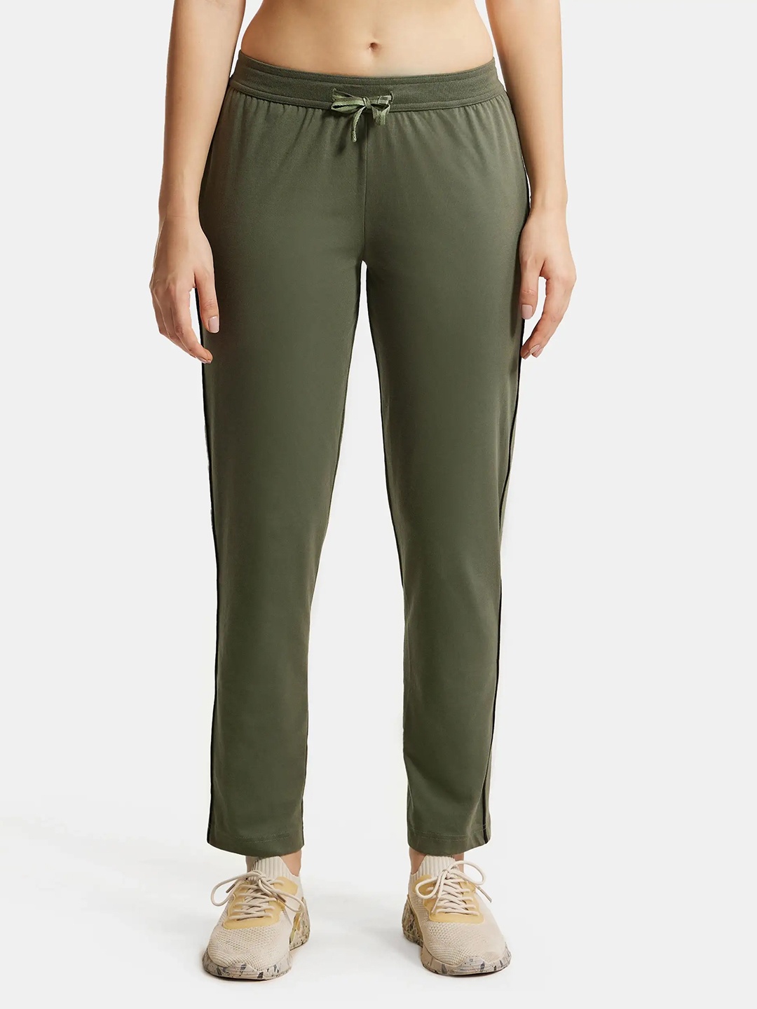 

Jockey Super Combed Cotton Trackpants with Contrast Side Piping and Pockets-1305, Green