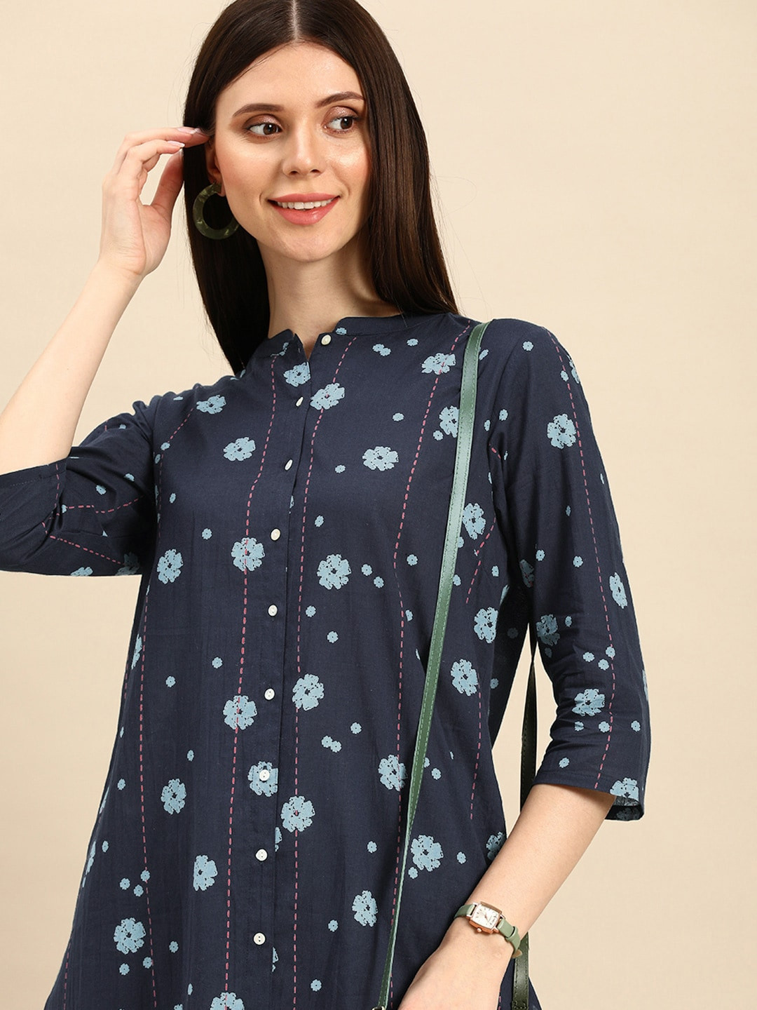 

Anouk Women Navy Blue Floral Printed Pure Cotton Kurta