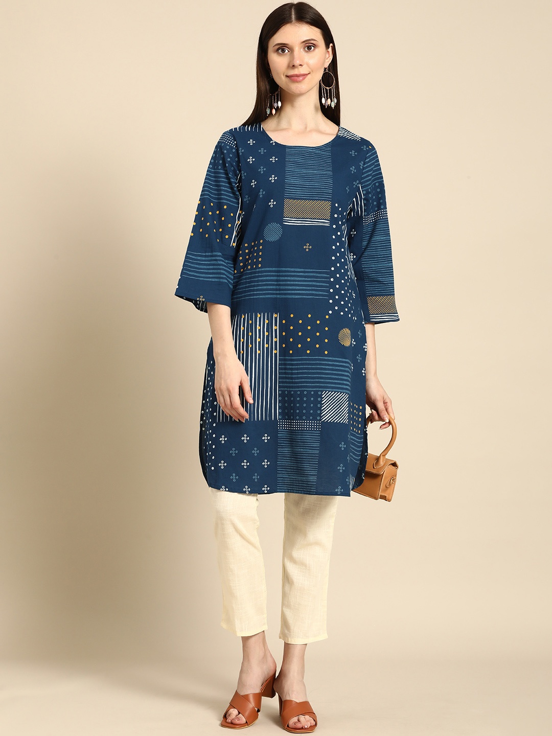 

Anouk Women Navy Blue Geometric Printed Cotton Flared Sleeves Kurta