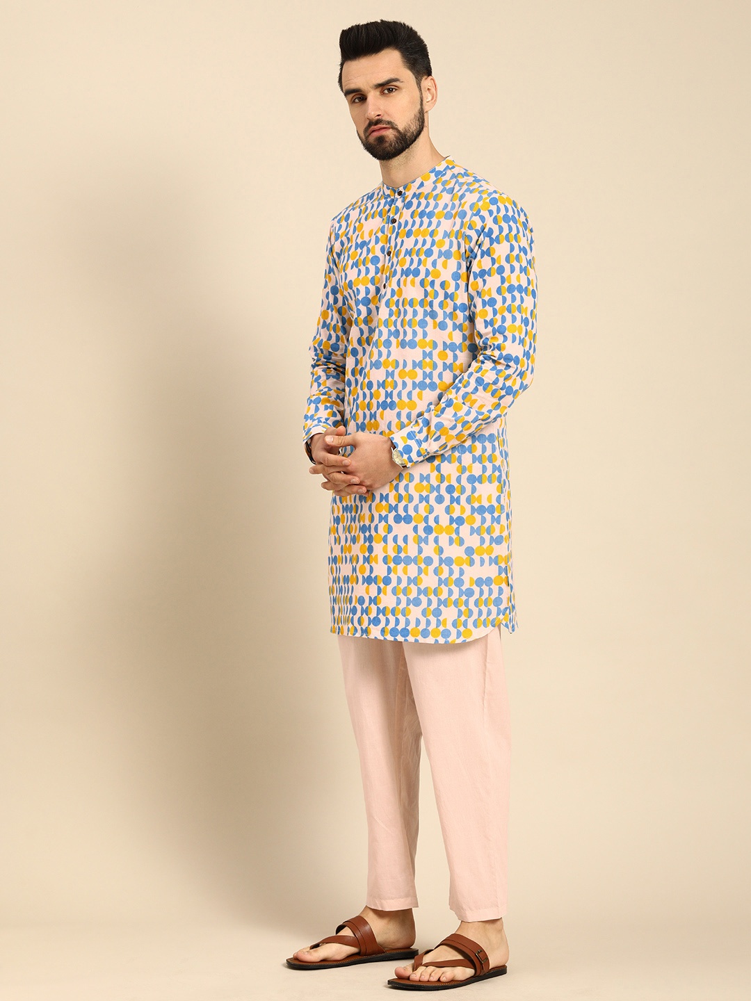 

Anouk Men Off White Printed Pure Cotton Kurta Set