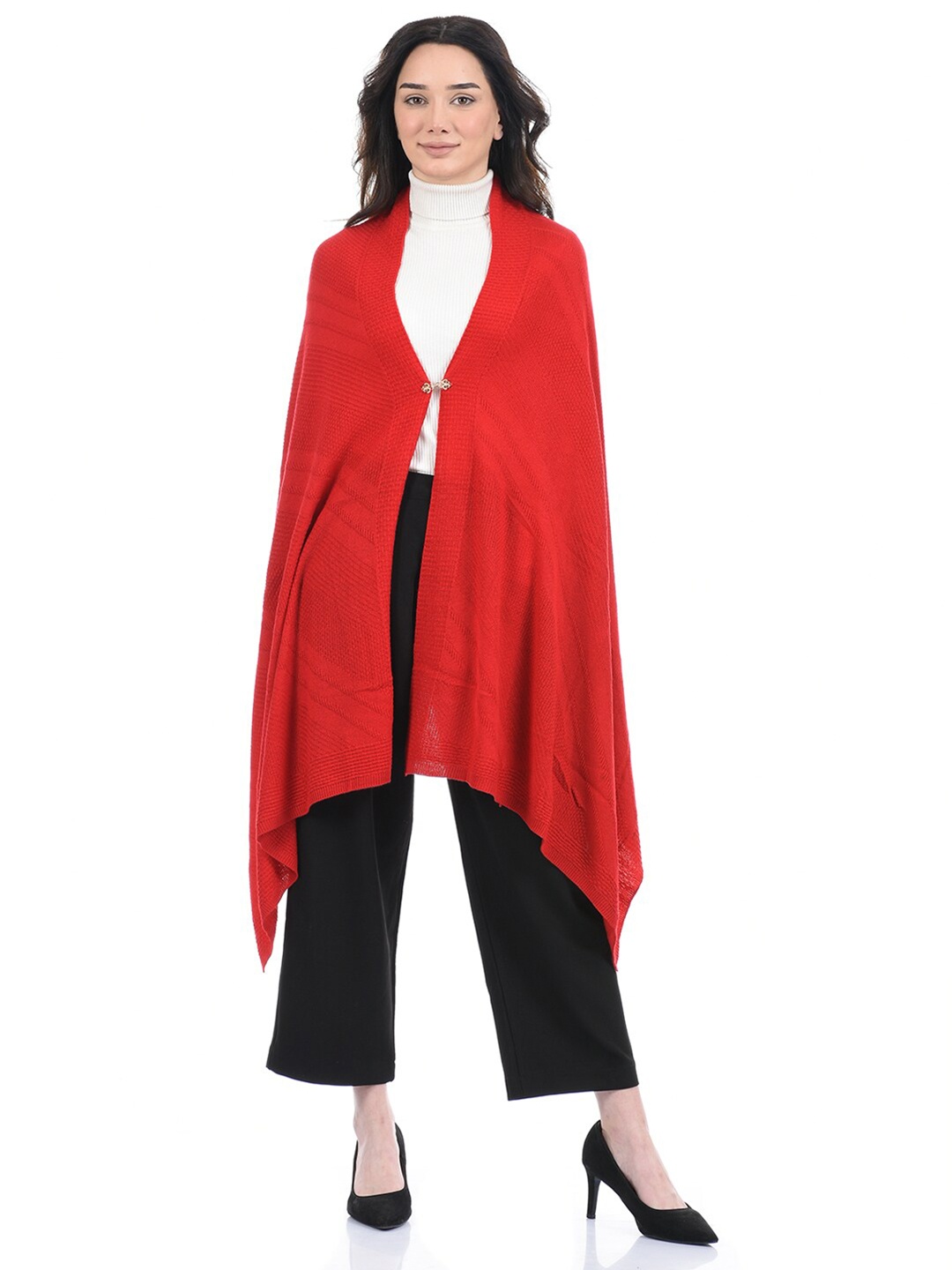 

American Eye Women Red Acrylic Shrug