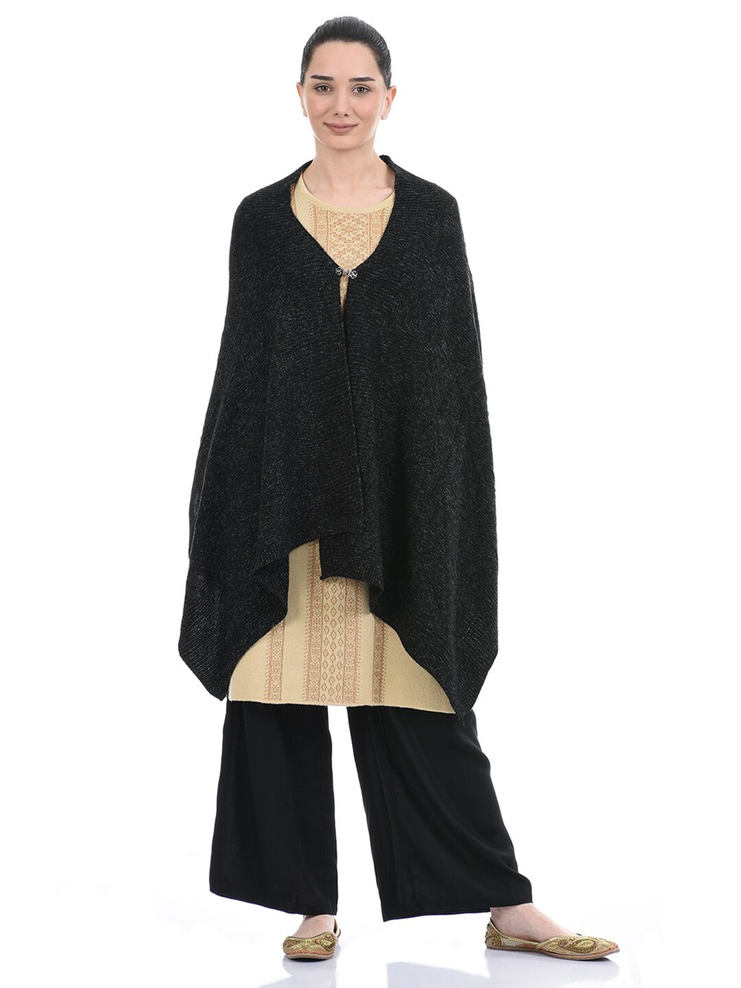 

American Eye Women Black Shrug