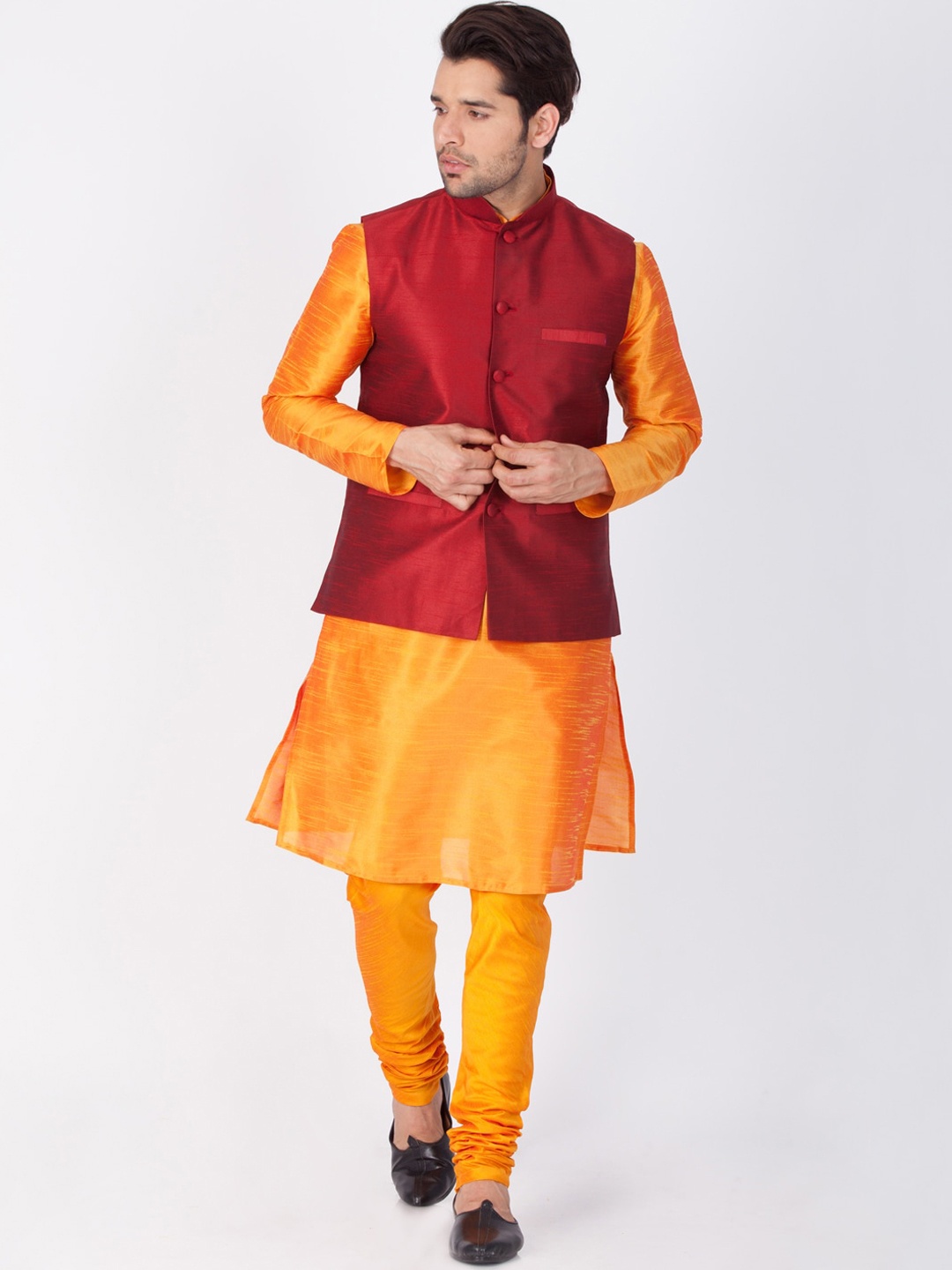 

VASTRAMAY Men Orange Solid Kurta With Churidar & Nehru Jacket