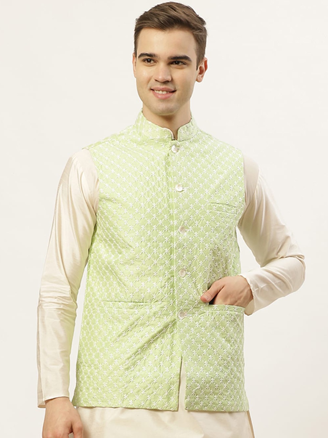 

Jompers Green Embroidered Regular Fit Silk Blend Nehru Jacket
