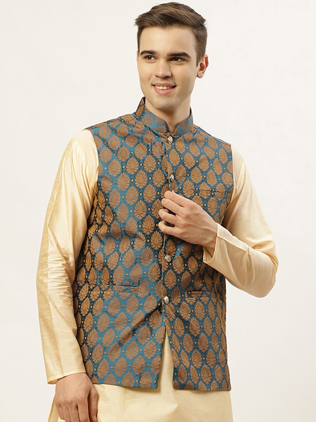 

Jompers Men Blue & Gold Toned Woven Design Waistcoat