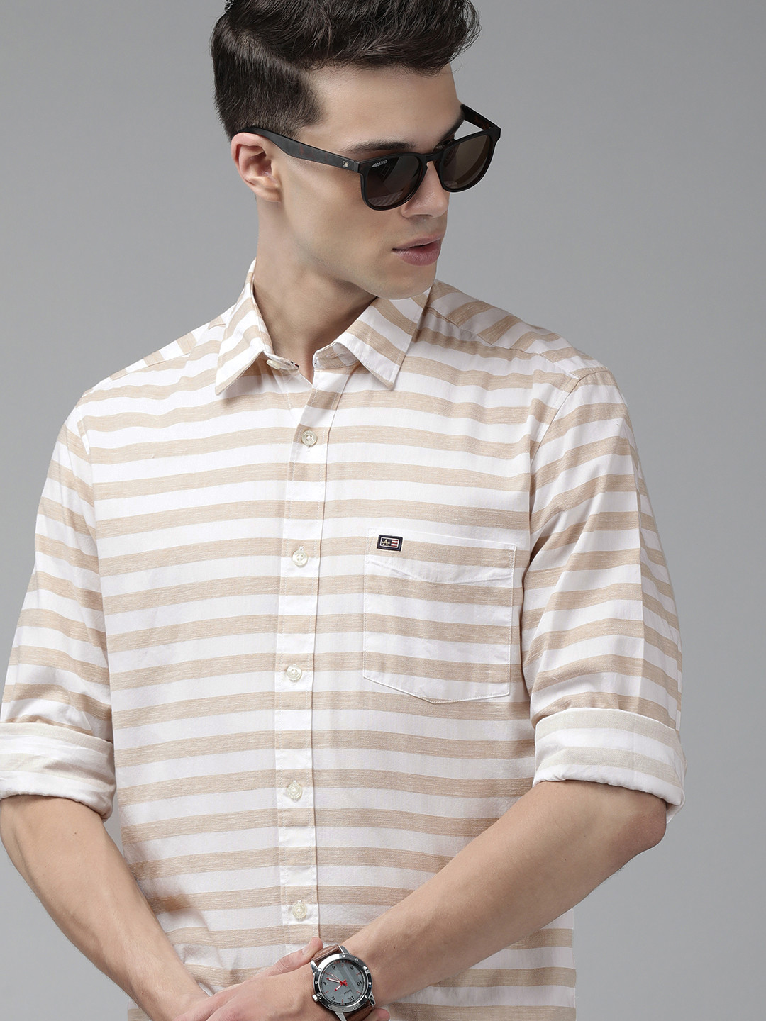 

Arrow Sport Men Beige & White Original Slim Fit Striped Pure Cotton Casual Shirt
