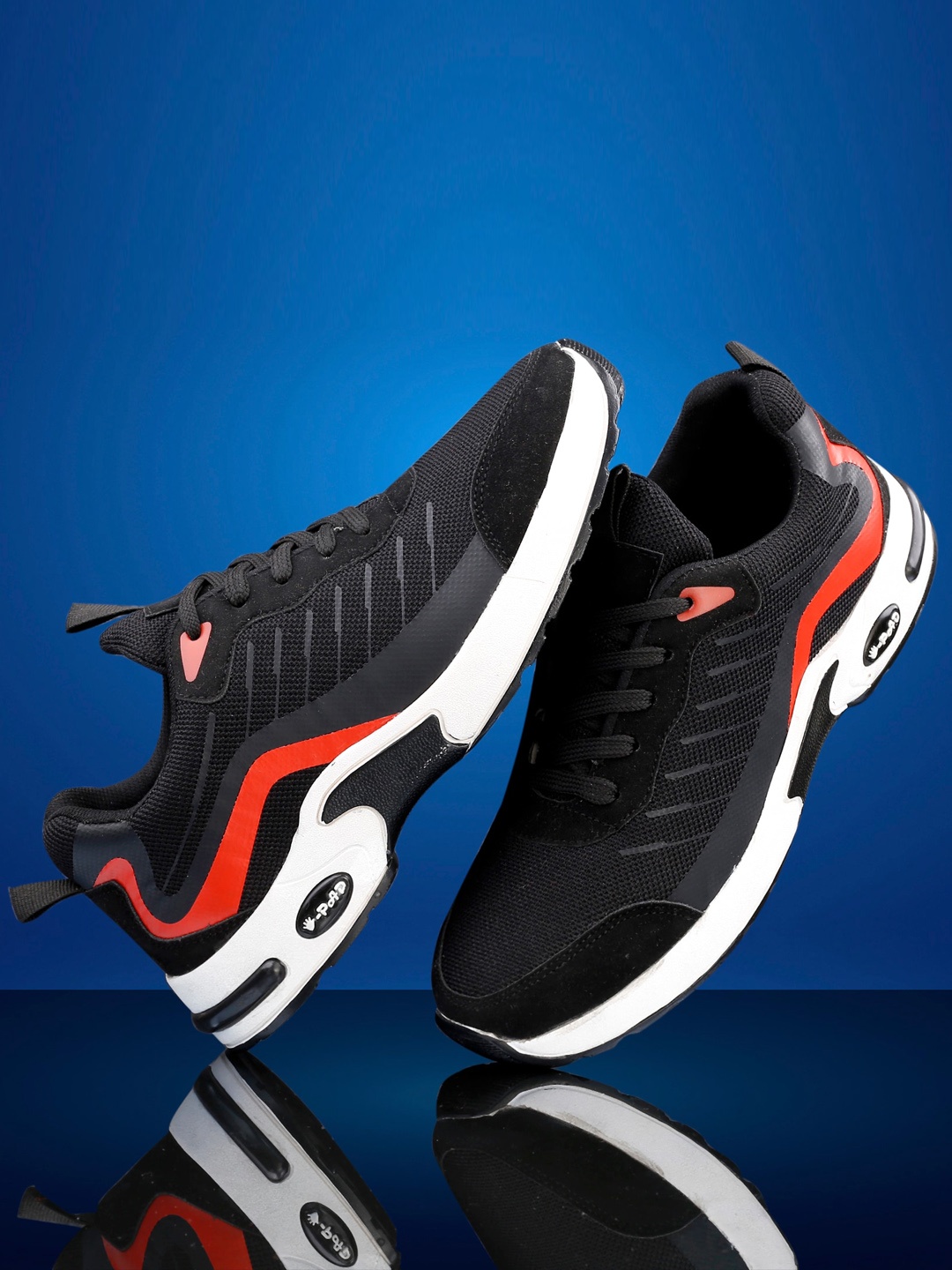 

Woakers Men Black Colourblocked Sneakers