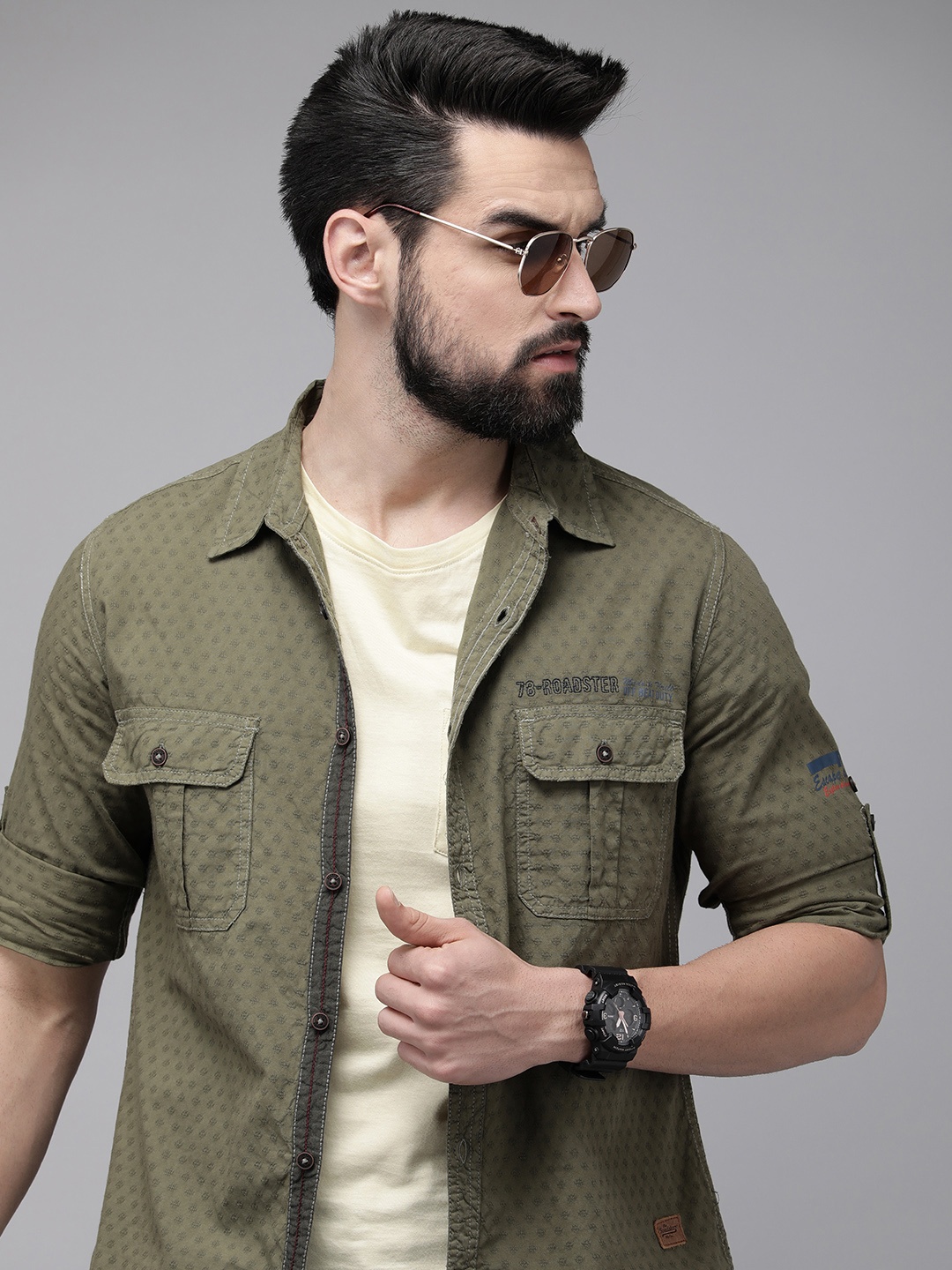 

The Roadster Life Co. Men Green Self-Design Textured Pure Cotton Casual Shirt