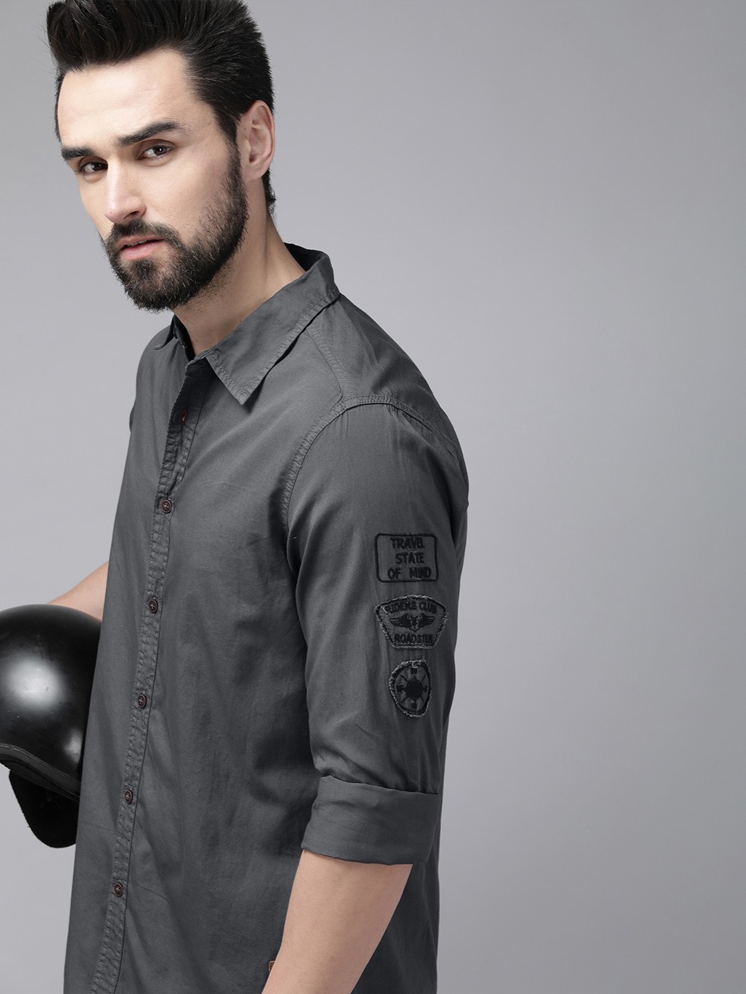 

The Roadster Life Co. Men Grey Solid Pure Cotton Casual Shirt