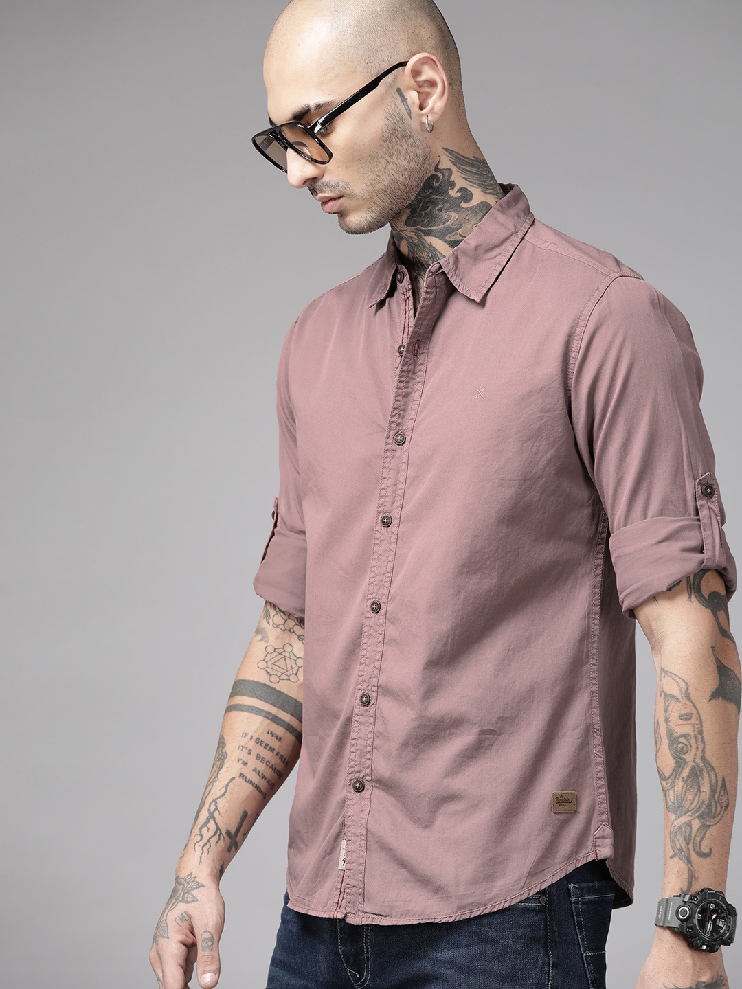 

The Roadster Lifestyle Co. Men Pure Cotton Casual Shirt, Mauve