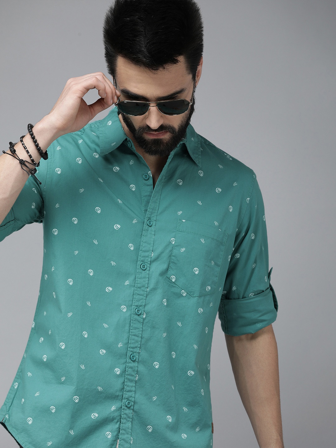 

Roadster Men Turquoise Blue Printed Casual Shirt