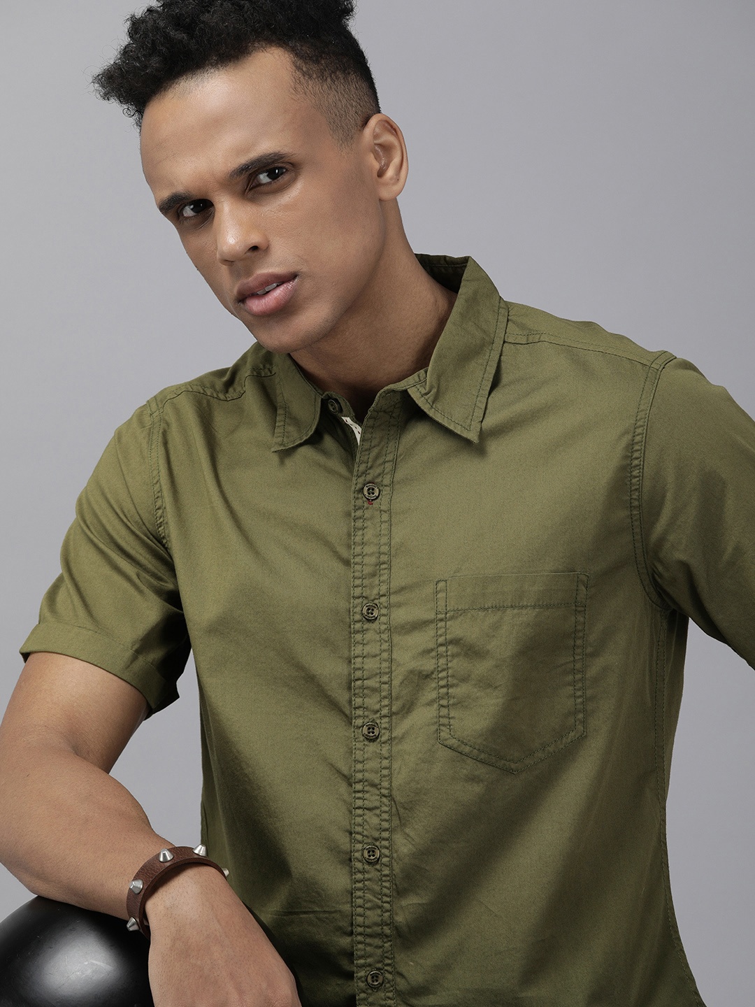 

Roadster Men Olive Green Colourblocked Casual Shirt