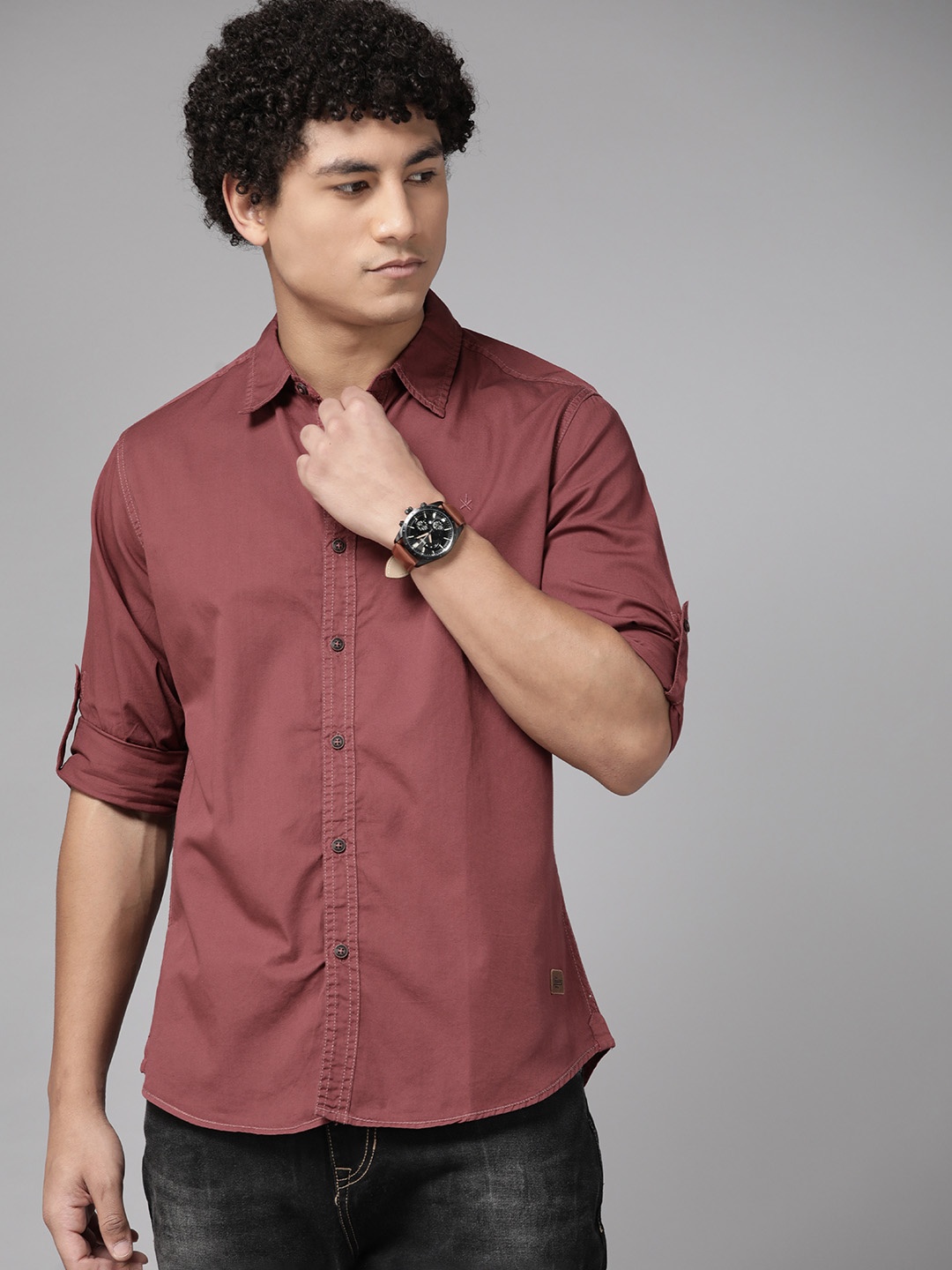 

The Roadster Lifestyle Co. Men Pure Cotton Casual Shirt, Maroon